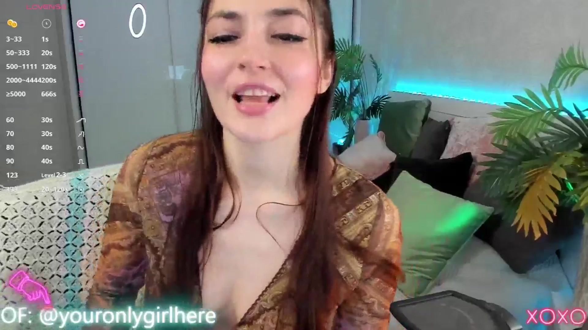 Gallery image thumbnail from Emmy_Emmy's myfreecams stream on, 04/13/2025, 06:51 image 15 of 20