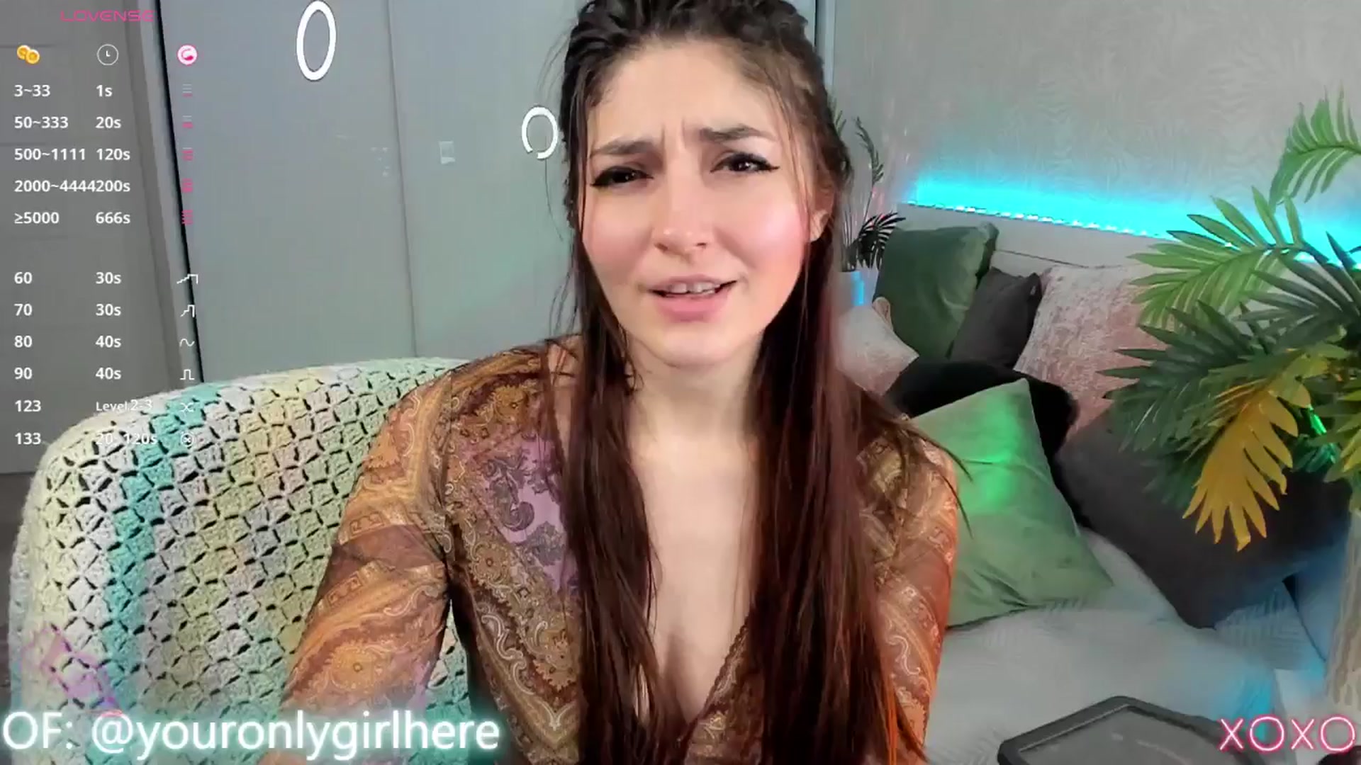 Gallery image thumbnail from Emmy_Emmy's myfreecams stream on, 04/13/2025, 08:25 image 1 of 20