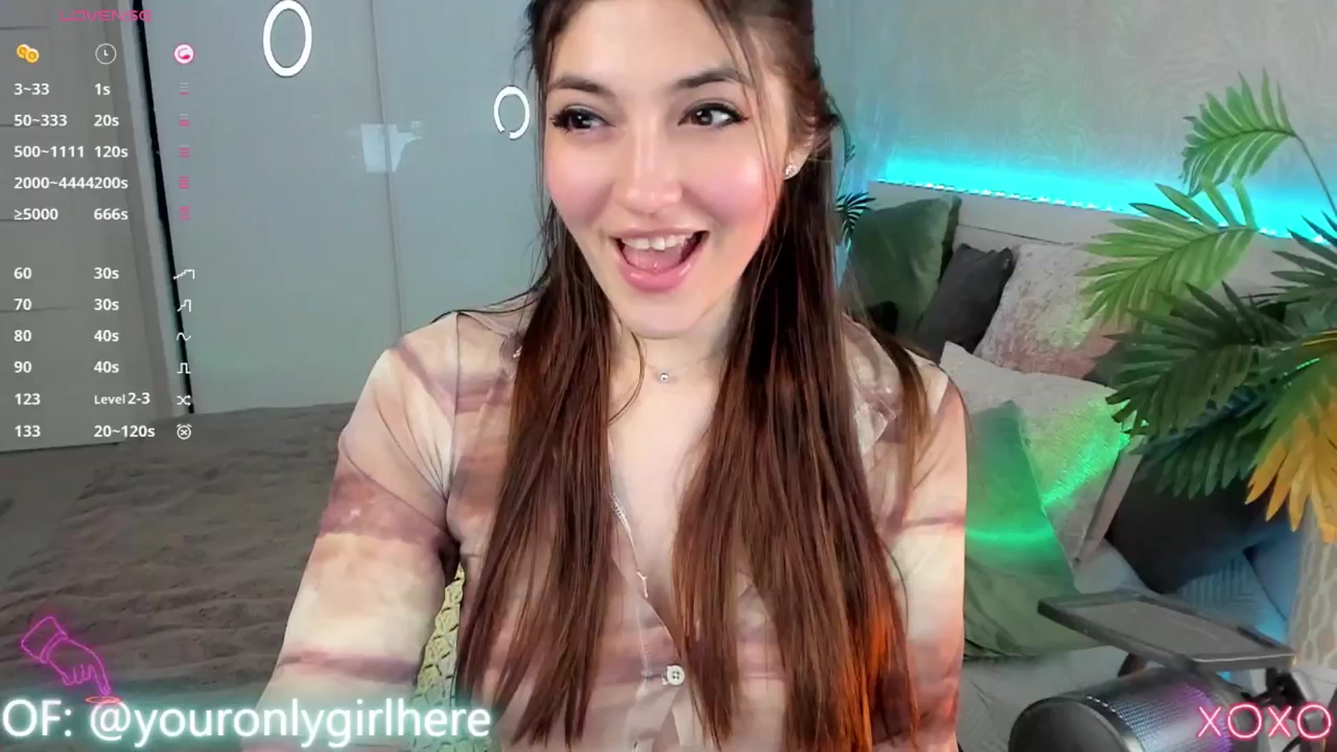 Gallery image thumbnail from Emmy_Emmy's myfreecams stream on, 04/15/2025, 07:48 image 3 of 20