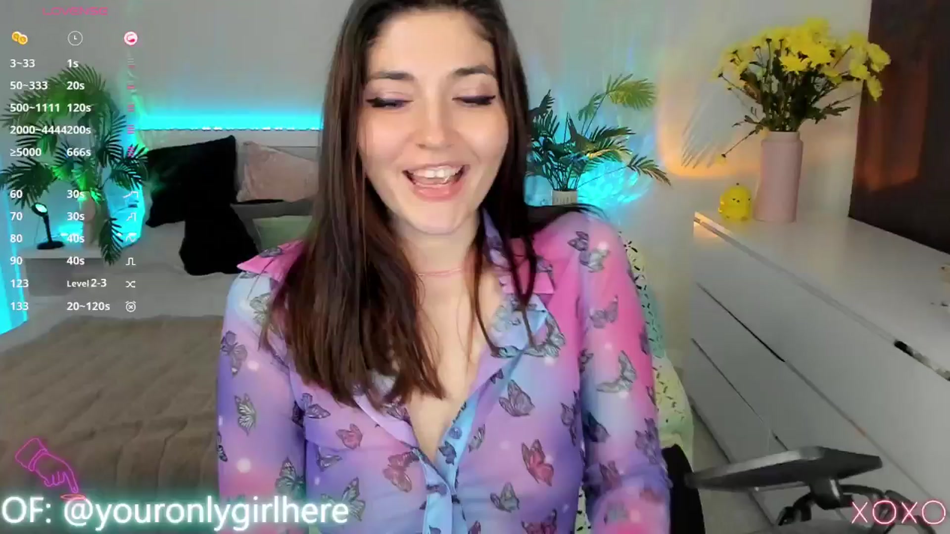 Gallery image thumbnail from Emmy_Emmy's myfreecams stream on, 04/21/2025, 07:51 image 9 of 20