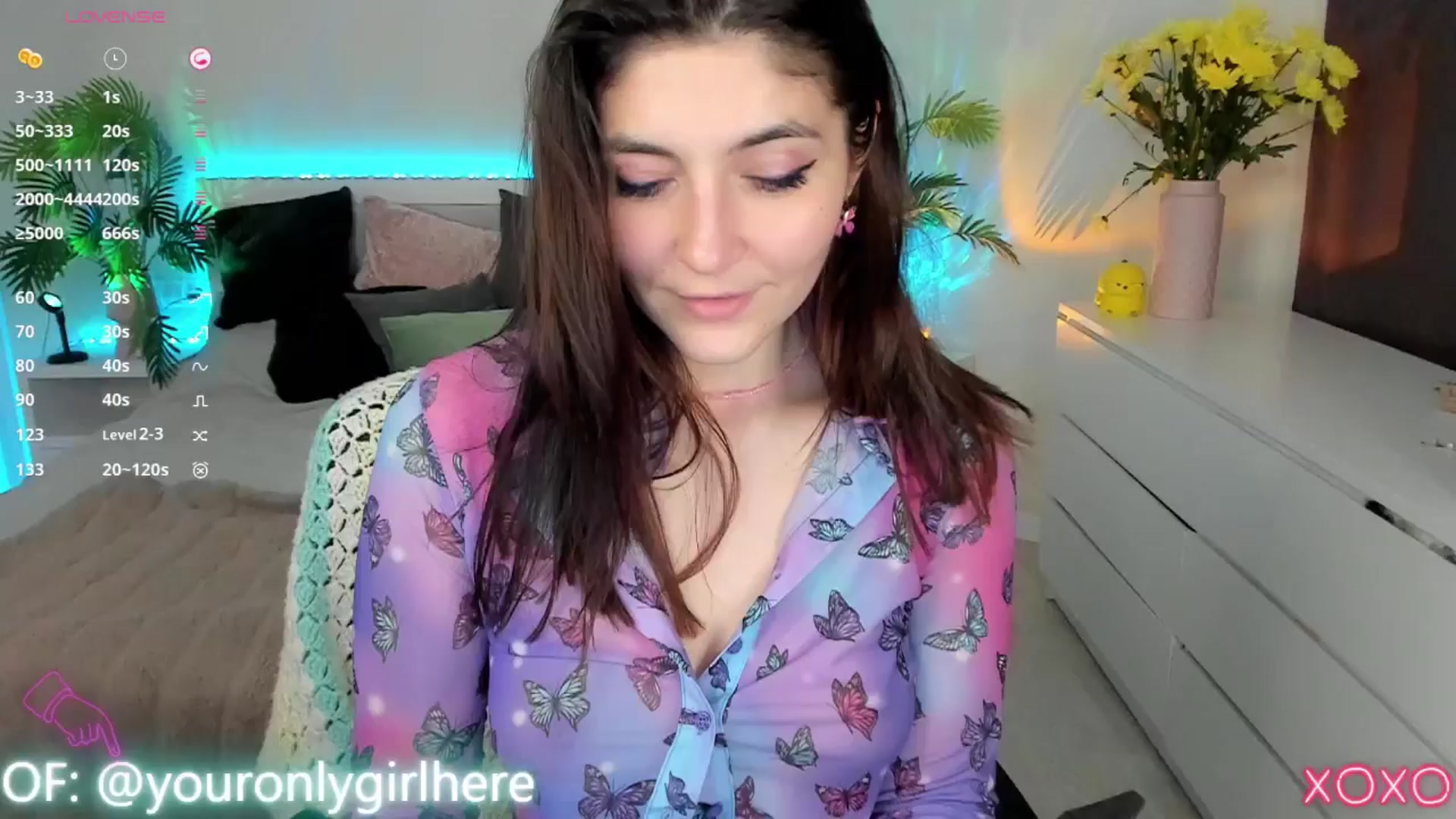 Gallery image thumbnail from Emmy_Emmy's myfreecams stream on, 04/21/2025, 09:34 image 4 of 20