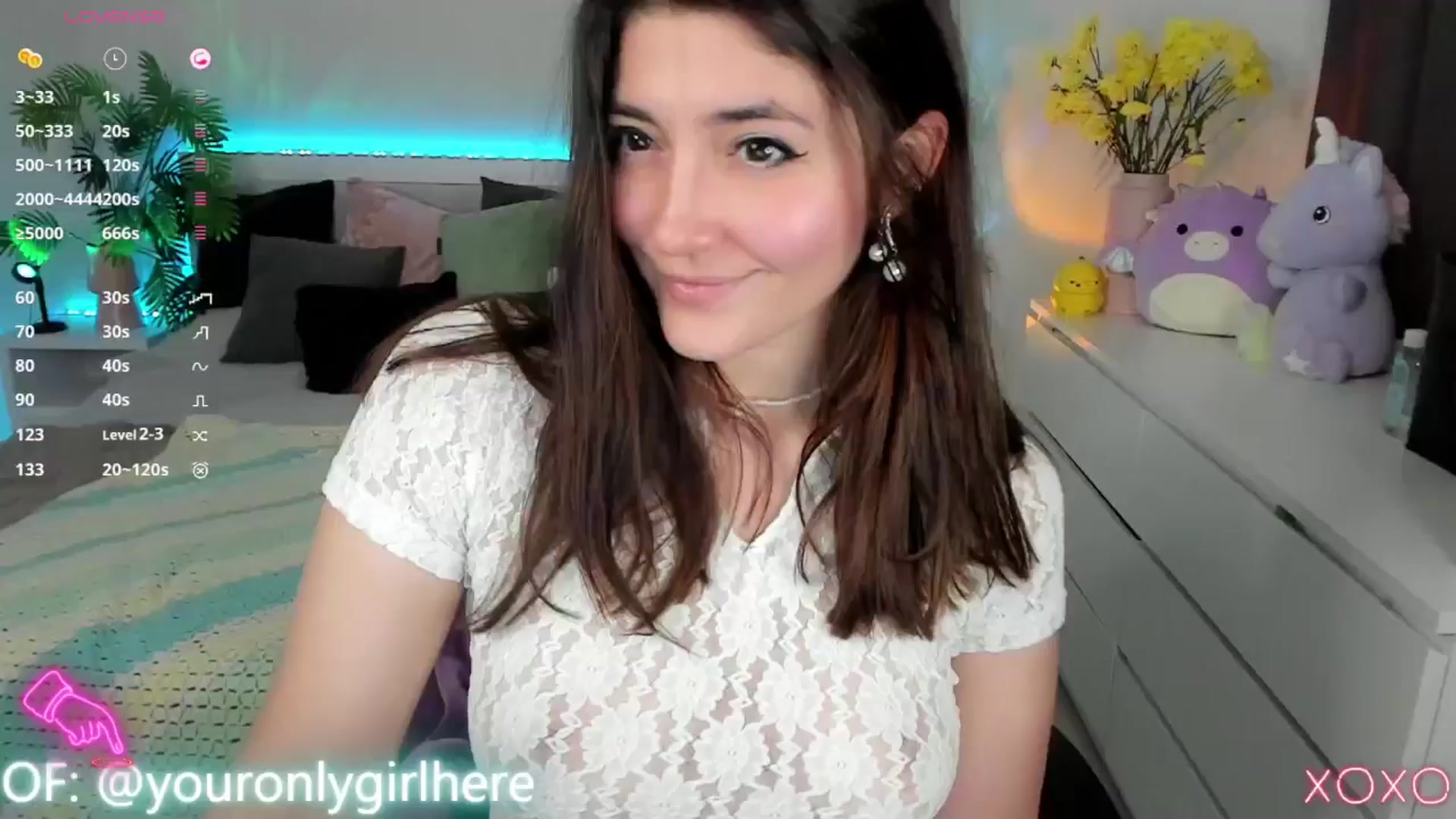 Gallery image thumbnail from Emmy_Emmy's myfreecams stream on, 04/26/2025, 08:14 image 12 of 20