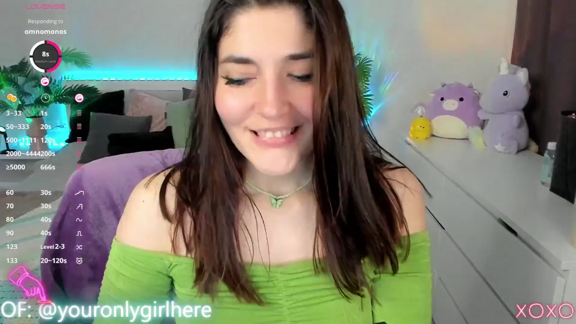 Gallery image thumbnail from Emmy_Emmy's myfreecams stream on, 04/28/2025, 08:15 image 15 of 20