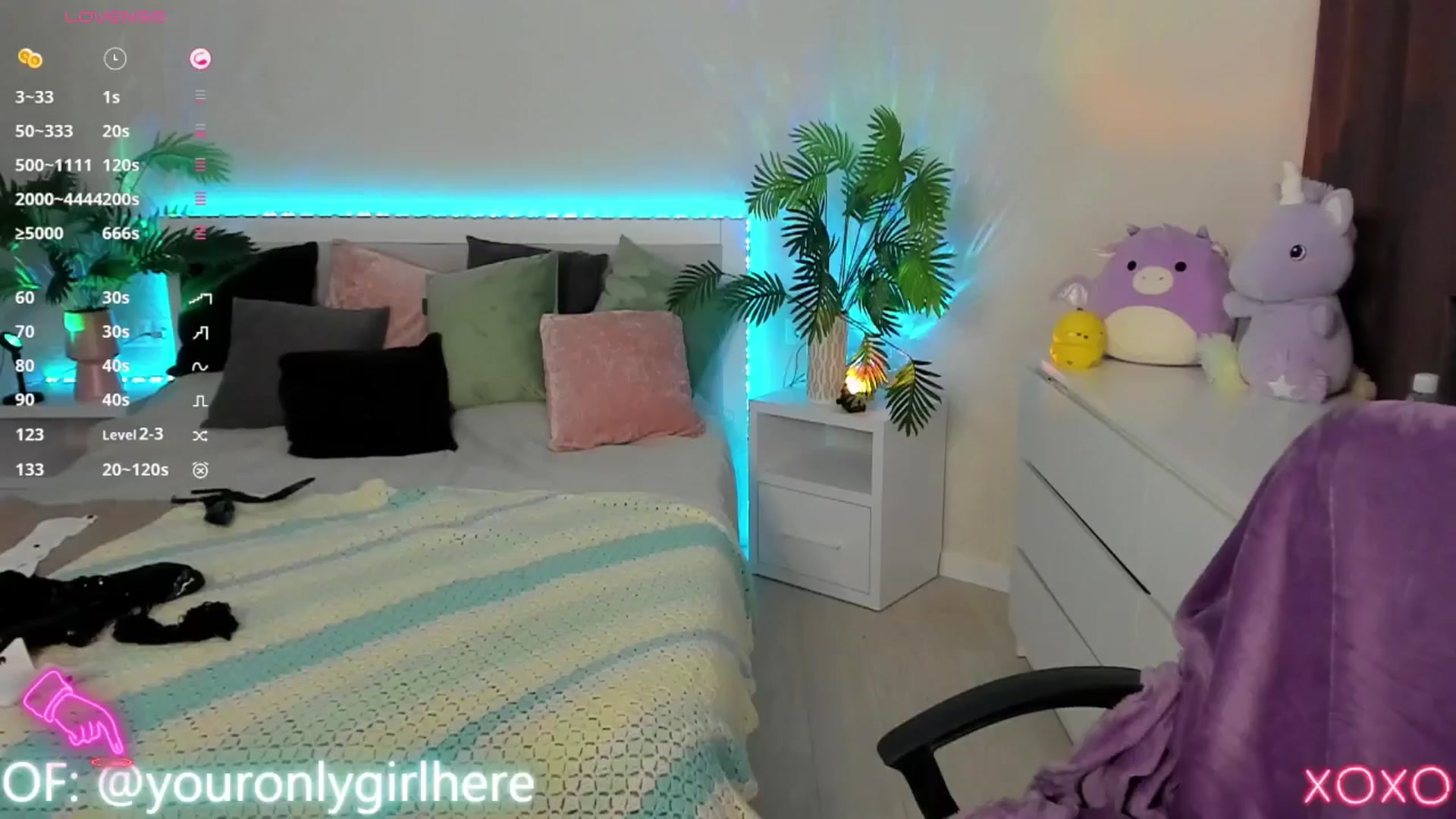 Gallery image thumbnail from Emmy_Emmy's myfreecams stream on, 04/28/2025, 08:58 image 2 of 20