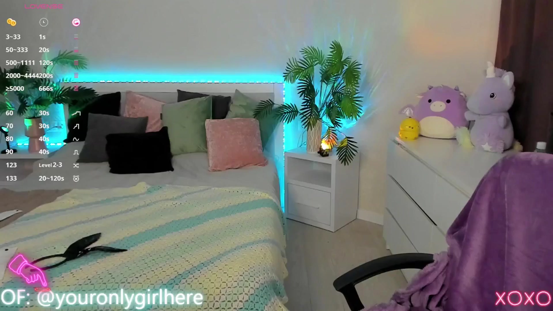 Gallery image thumbnail from Emmy_Emmy's myfreecams stream on, 04/28/2025, 08:58 image 5 of 20