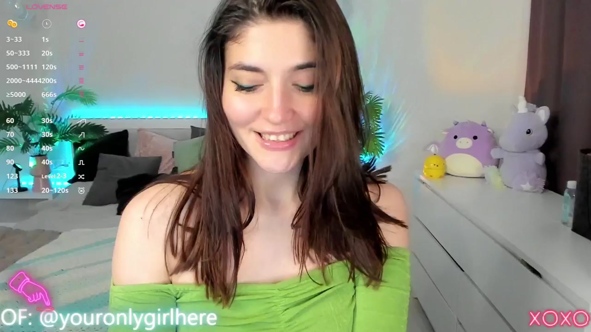 Gallery image thumbnail from Emmy_Emmy's myfreecams stream on, 04/28/2025, 10:44 image 1 of 20