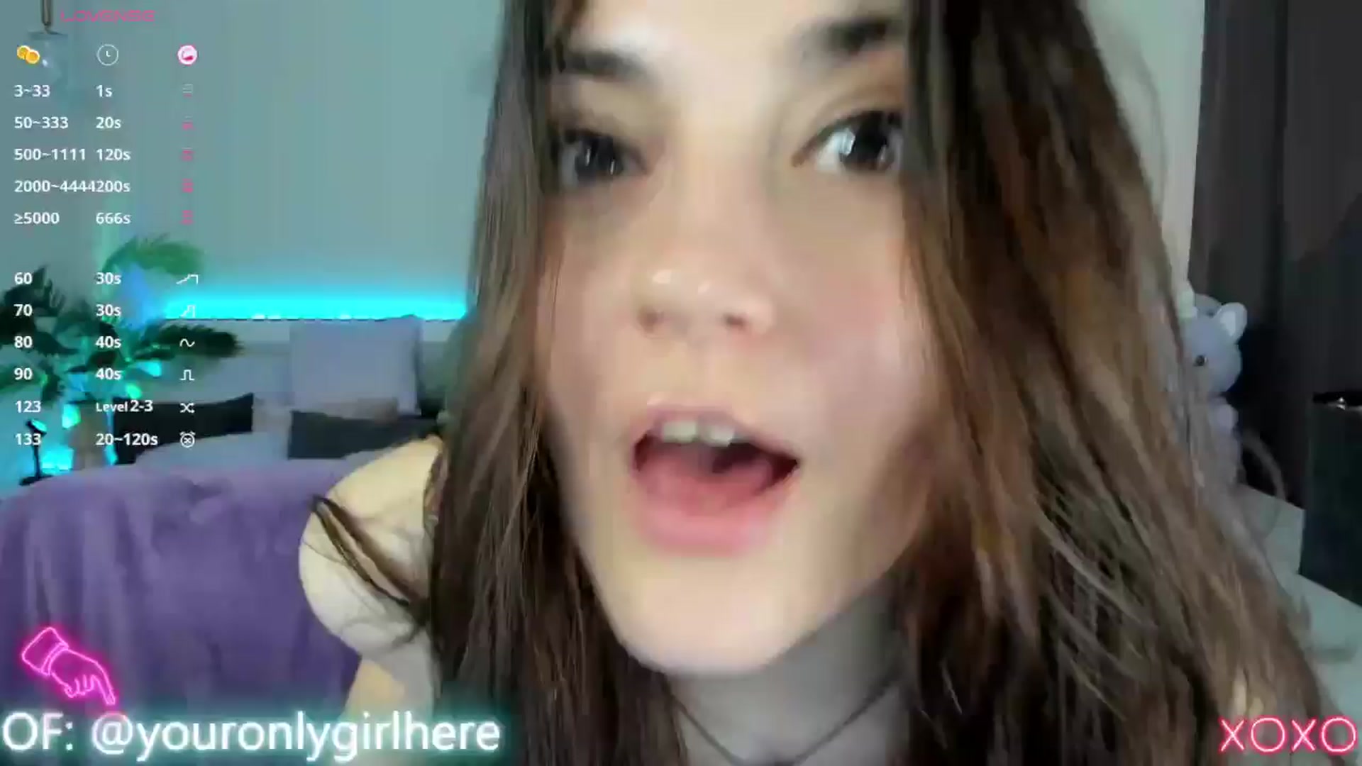 Gallery image thumbnail from Emmy_Emmy's myfreecams stream on, 04/29/2025, 12:14 image 17 of 20