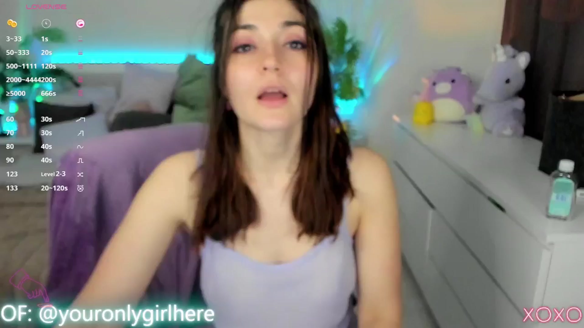 Gallery image thumbnail from Emmy_Emmy's myfreecams stream on, 05/01/2025, 11:45 image 15 of 20