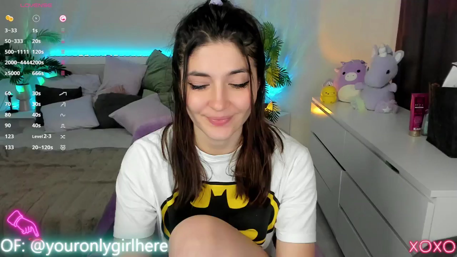 Gallery image thumbnail from Emmy_Emmy's myfreecams stream on, 05/03/2025, 08:53 image 11 of 20