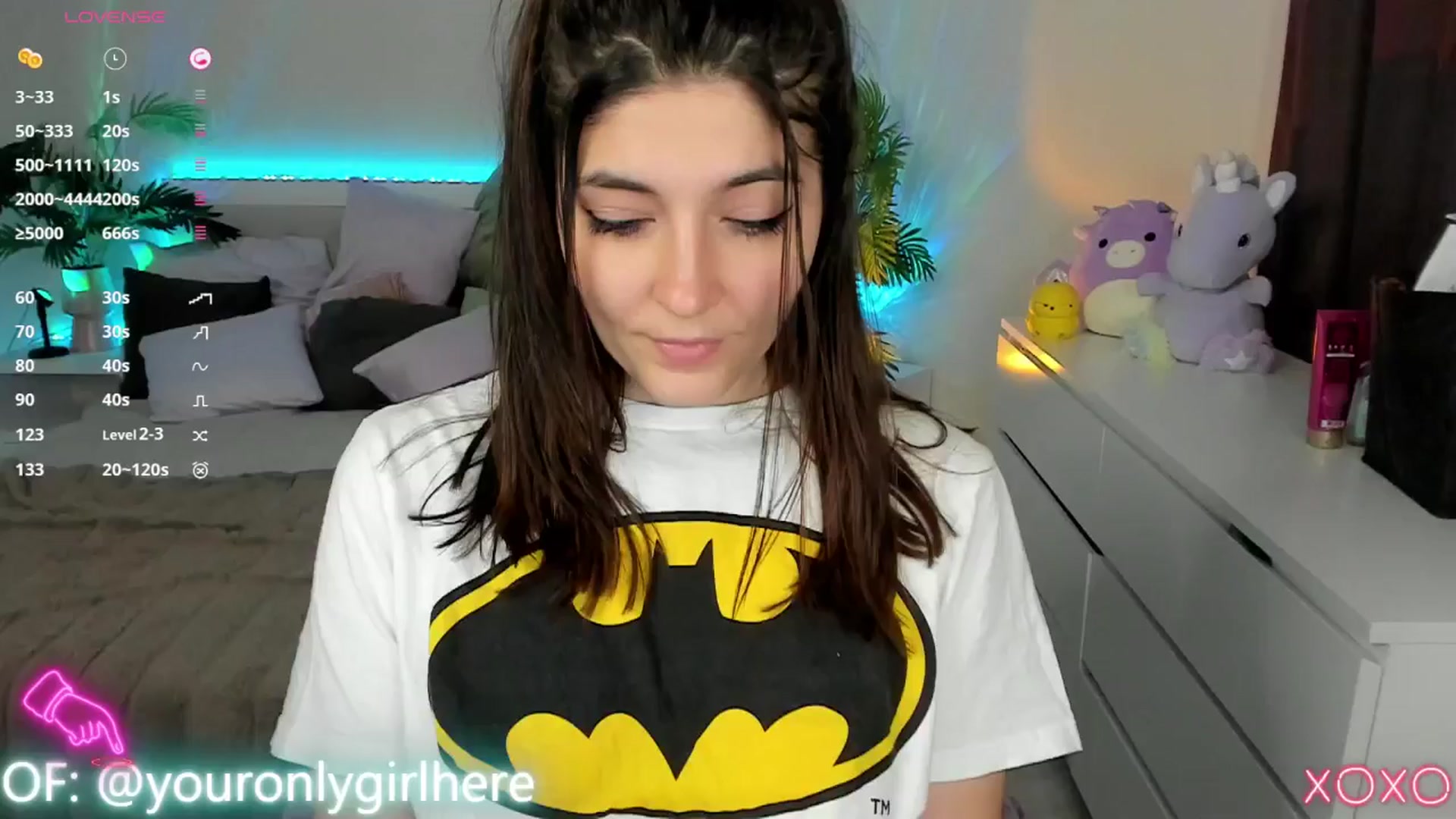 Gallery image thumbnail from Emmy_Emmy's myfreecams stream on, 05/03/2025, 08:53 image 18 of 20