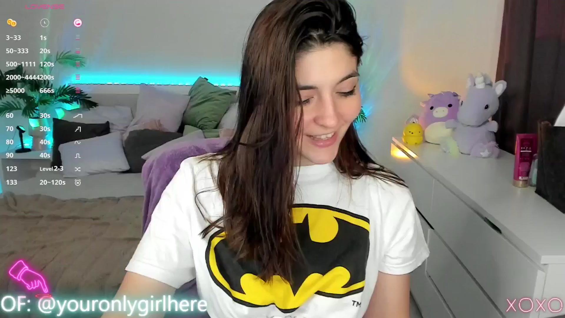 Gallery image thumbnail from Emmy_Emmy's myfreecams stream on, 05/03/2025, 08:53 image 6 of 20