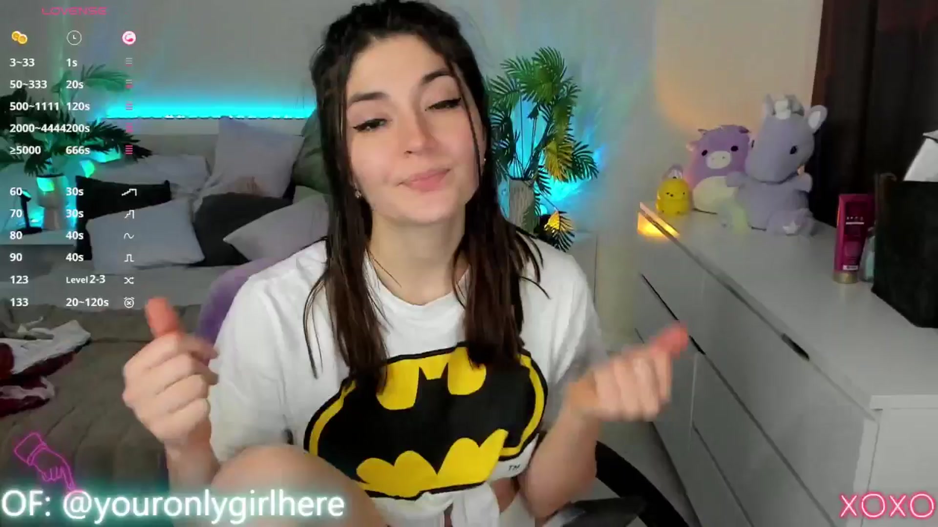 Gallery image thumbnail from Emmy_Emmy's myfreecams stream on, 05/03/2025, 11:14 image 16 of 20
