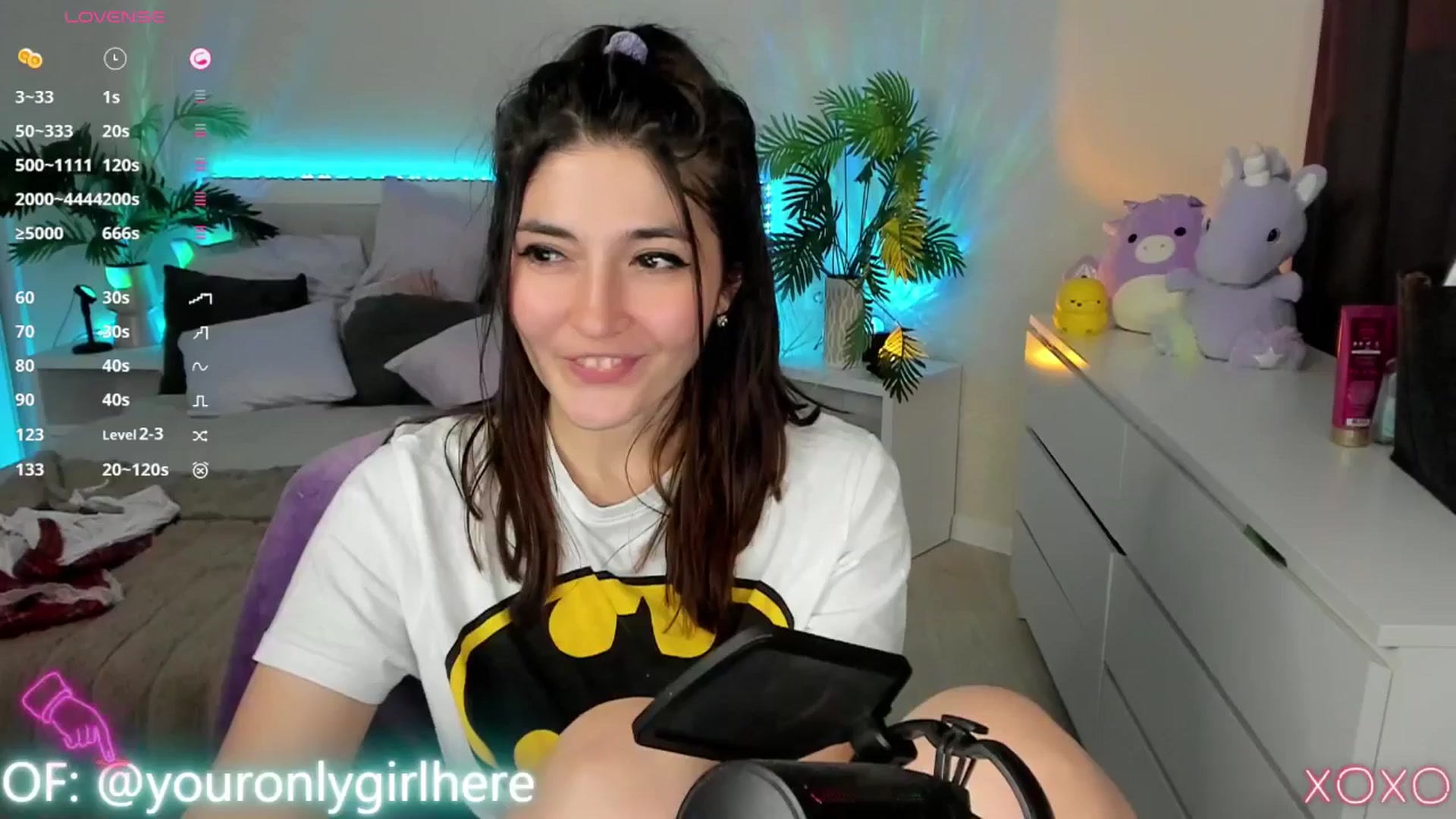 Gallery image thumbnail from Emmy_Emmy's myfreecams stream on, 05/03/2025, 11:14 image 19 of 20
