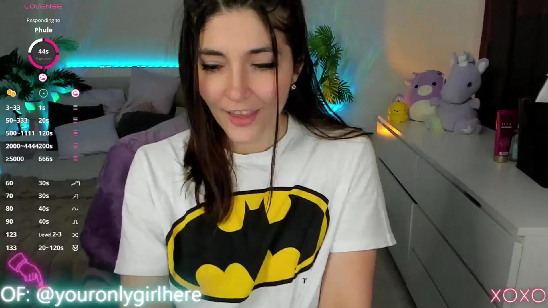 Gallery image thumbnail from Emmy_Emmy's myfreecams stream on, 05/03/2025, 11:14 image 3 of 20
