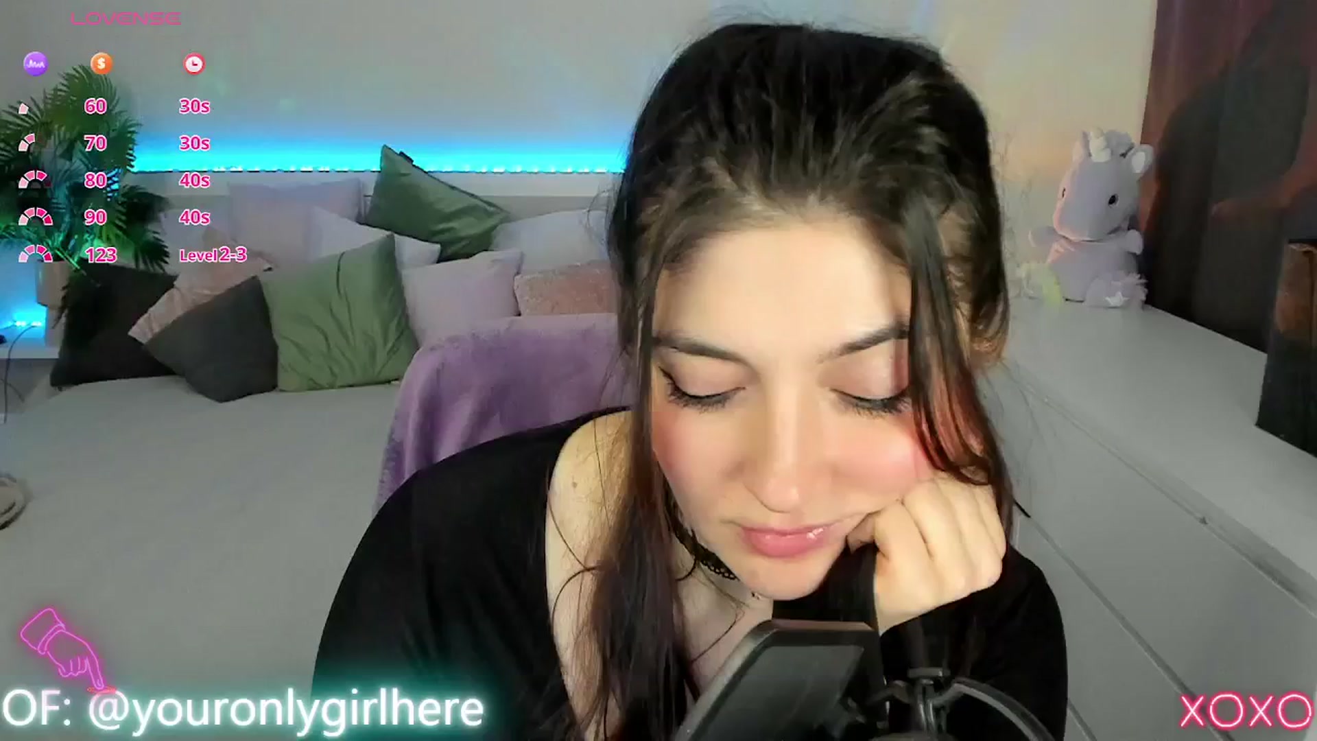 Gallery image thumbnail from Emmy_Emmy's myfreecams stream on, 05/11/2025, 11:03 image 19 of 20