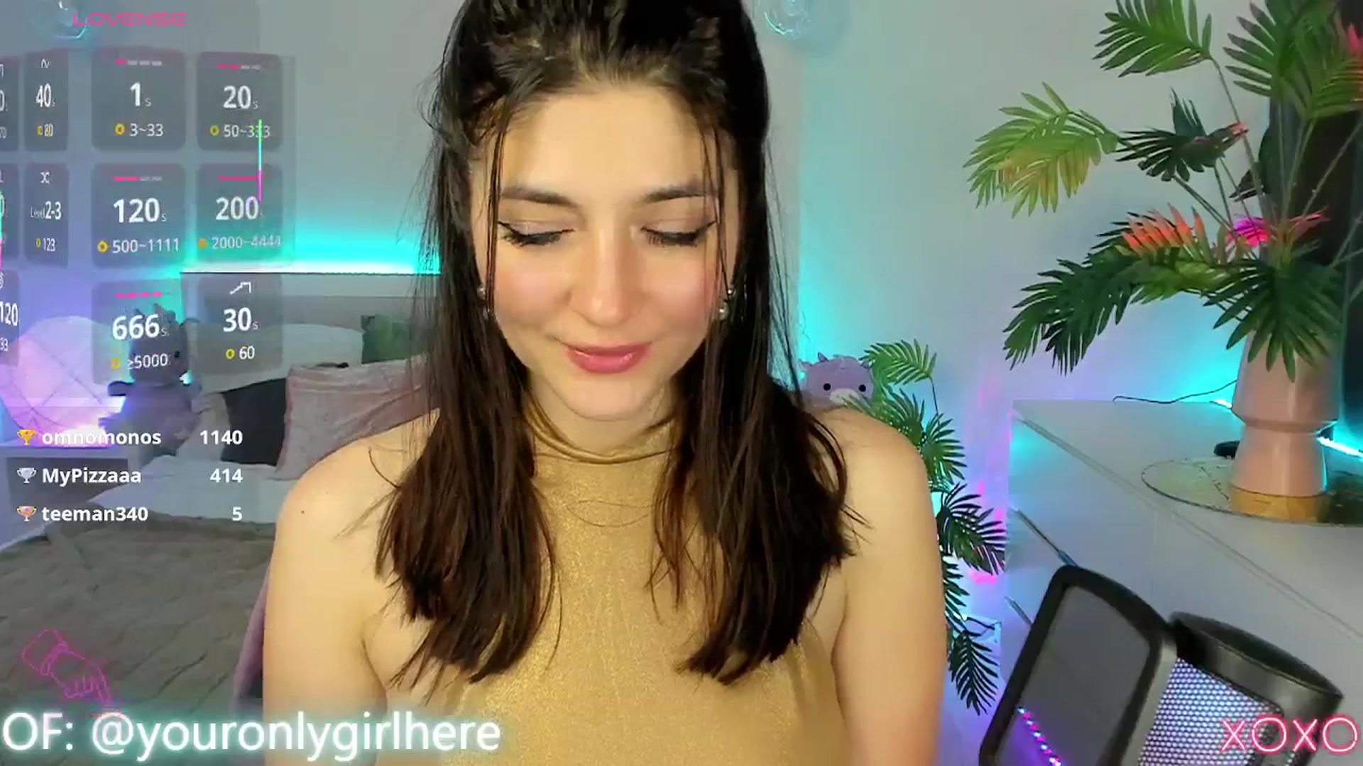 Gallery image thumbnail from Emmy_Emmy's myfreecams stream on, 06/12/2025, 08:21 image 4 of 20
