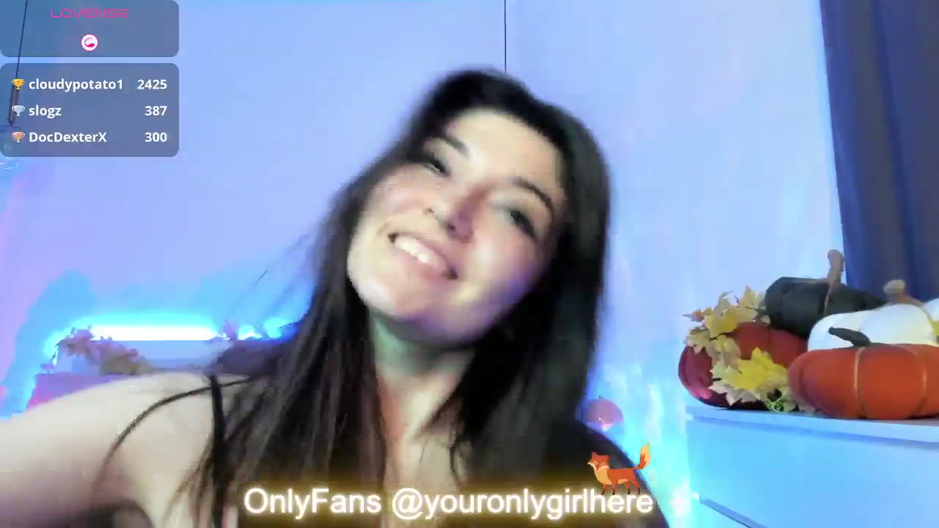 Gallery image thumbnail from Emmy_Emmy's myfreecams stream on, 10/14/2025, 14:49 image 15 of 20