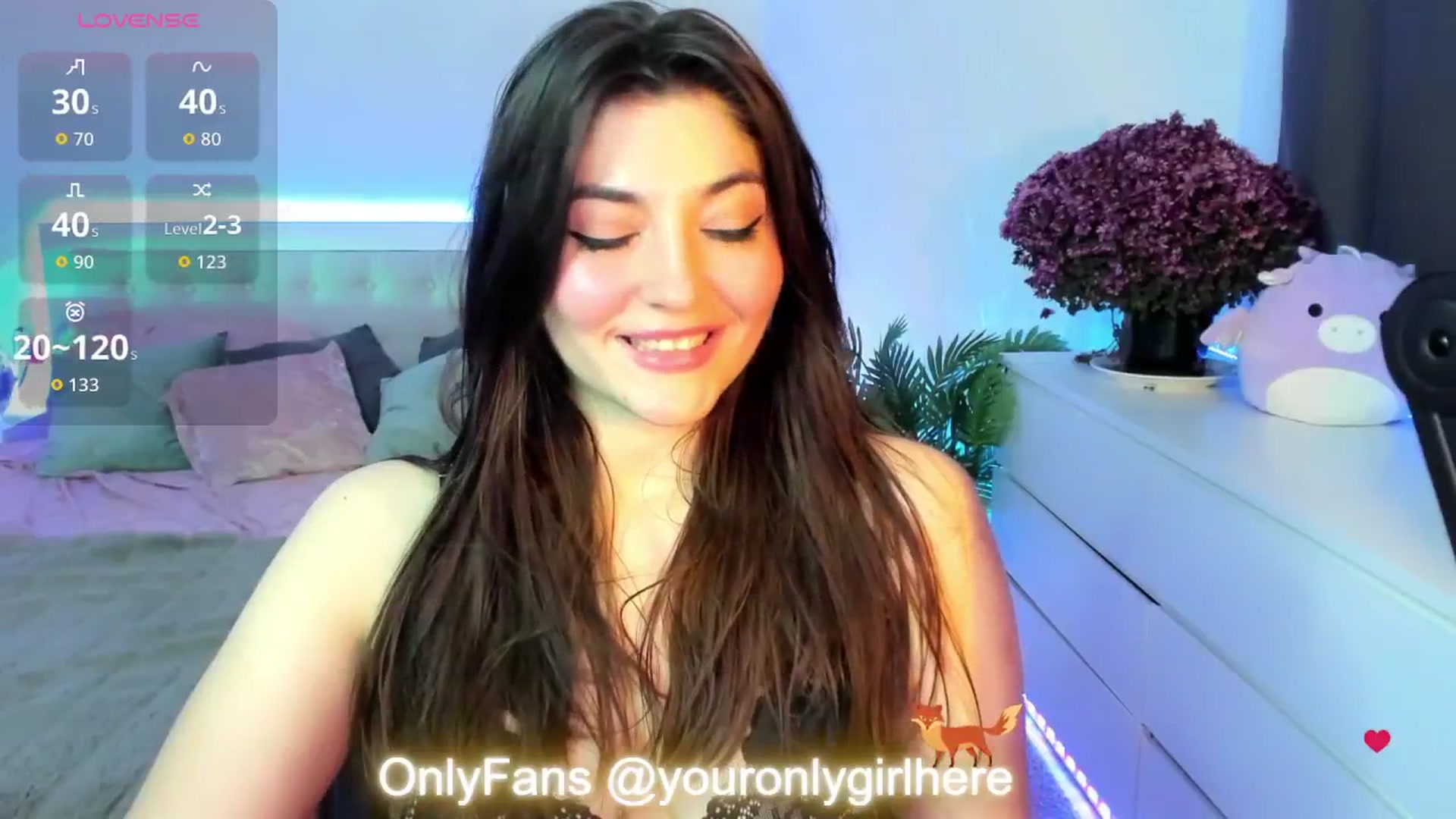 Gallery image thumbnail from Emmy_Emmy's myfreecams stream on, 11/06/2025, 08:49 image 4 of 20