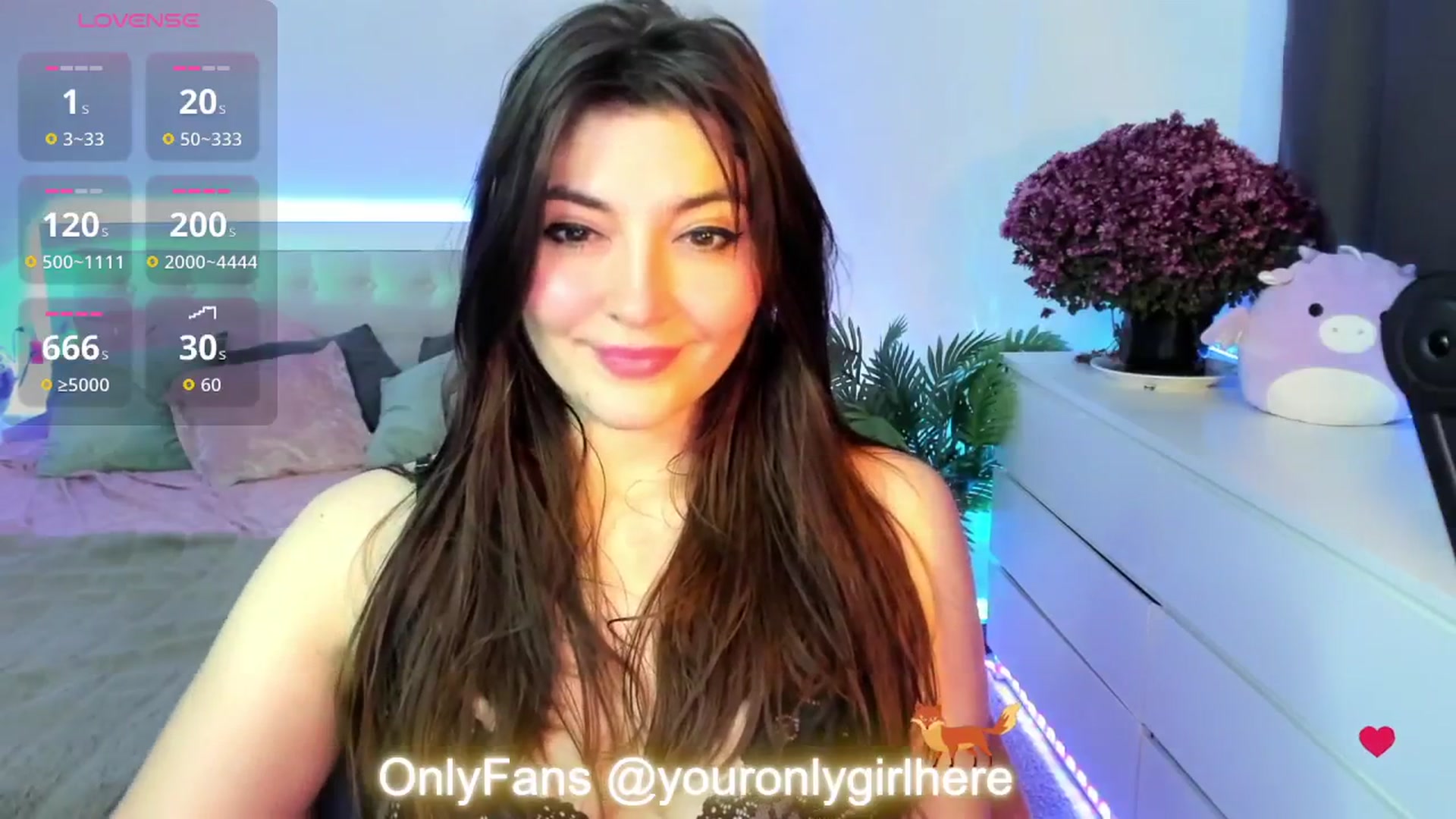 Gallery image thumbnail from Emmy_Emmy's myfreecams stream on, 11/06/2025, 08:49 image 5 of 20