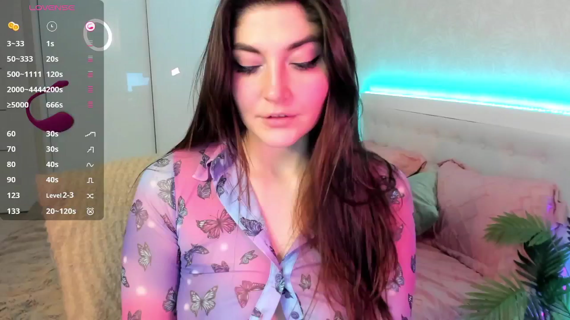 Gallery image thumbnail from Emmy_Emmy's myfreecams stream on, 02/17/2026, 13:13 image 18 of 20