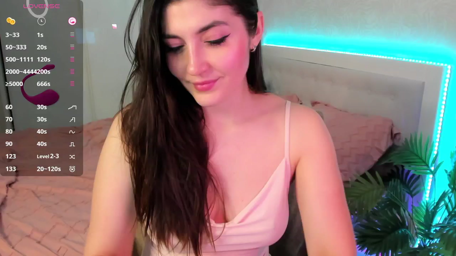 Gallery image thumbnail from Emmy_Emmy's myfreecams stream on, 03/12/2026, 13:03 image 12 of 20