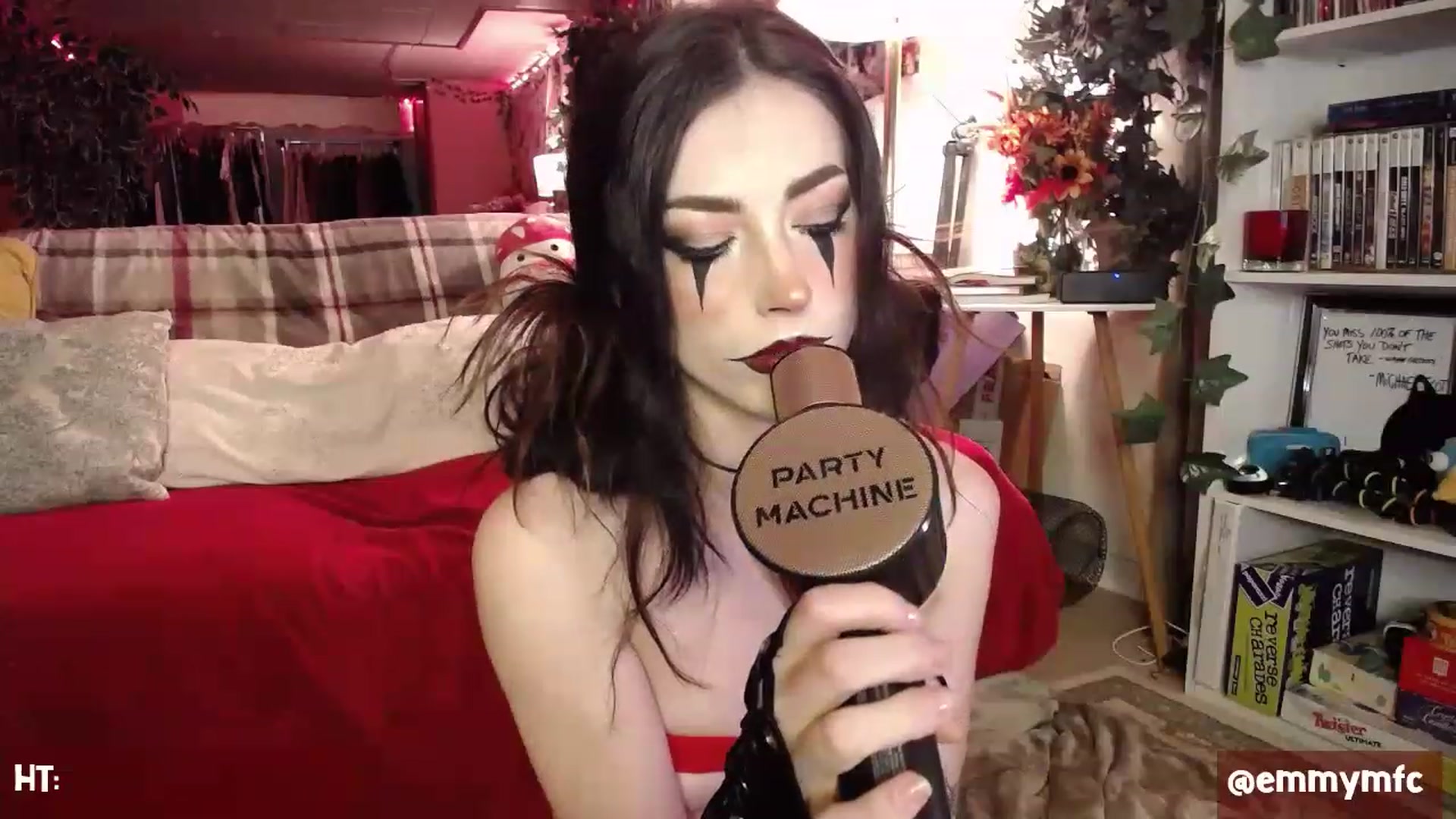 Gallery image thumbnail from Emmy_Rose's myfreecams stream on, 01/11/2023, 03:58 image 9 of 20