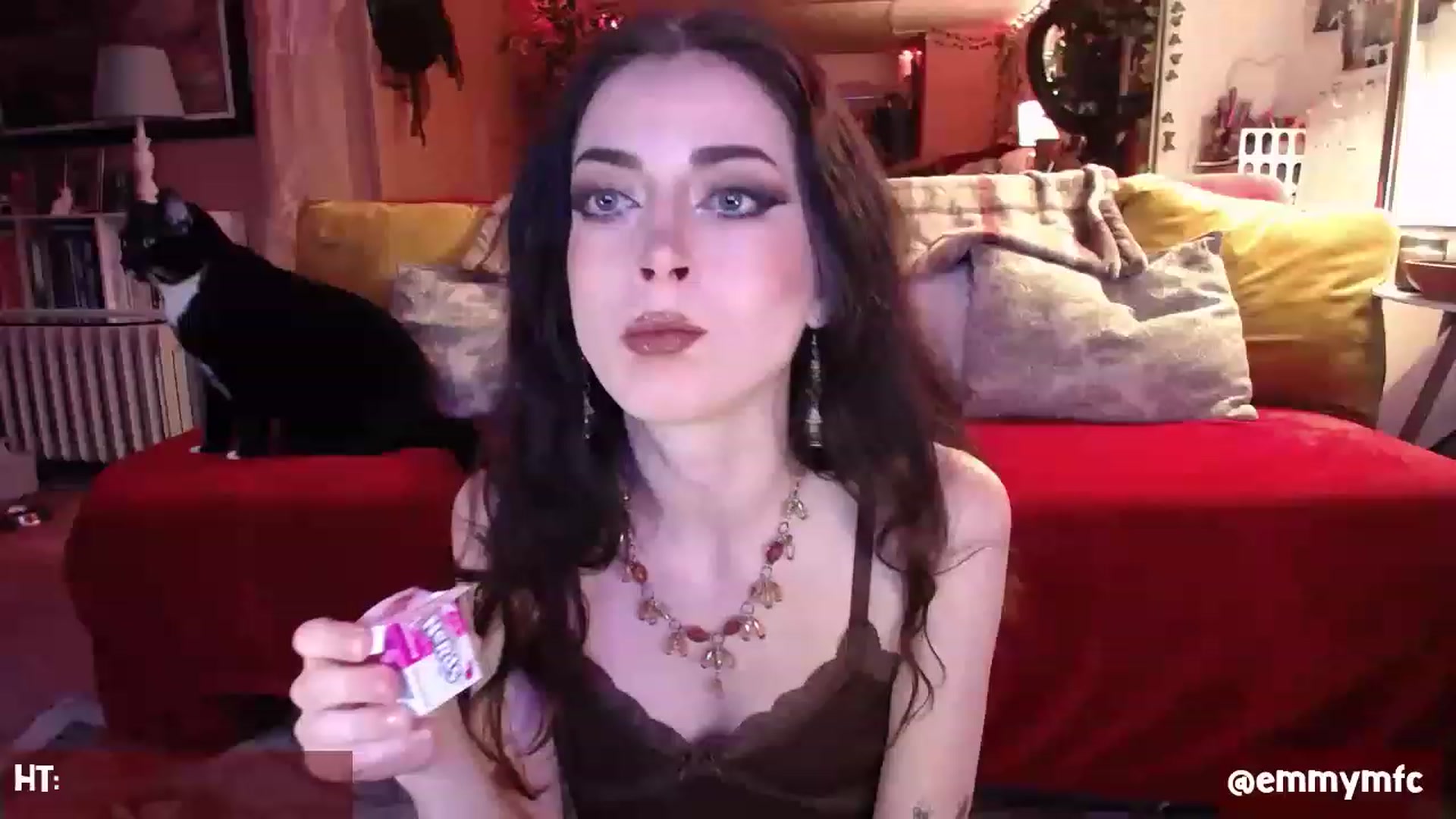 Gallery image thumbnail from Emmy_Rose's myfreecams stream on, 01/27/2023, 04:07 image 2 of 20