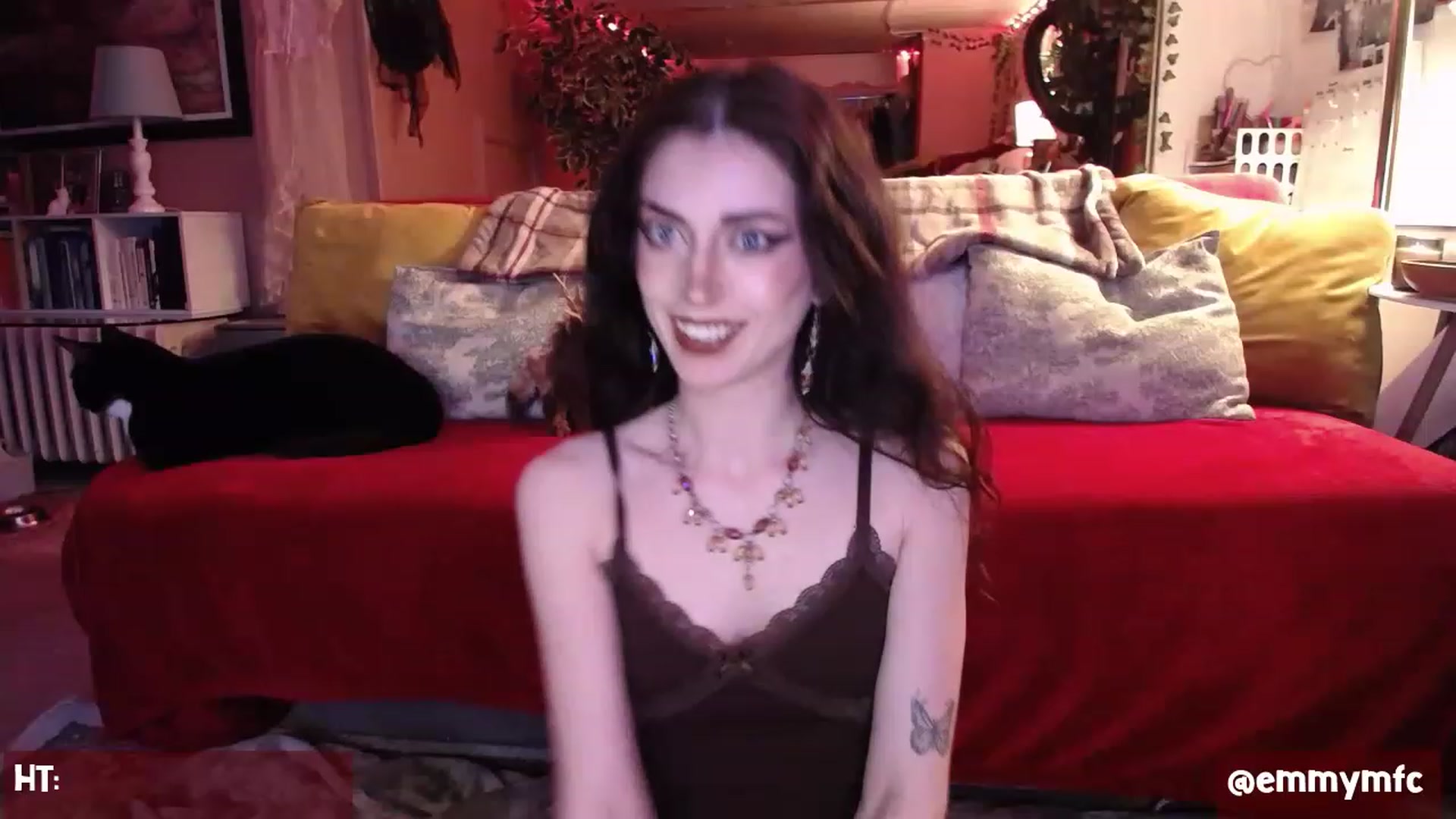 Gallery image thumbnail from Emmy_Rose's myfreecams stream on, 01/27/2023, 04:07 image 3 of 20