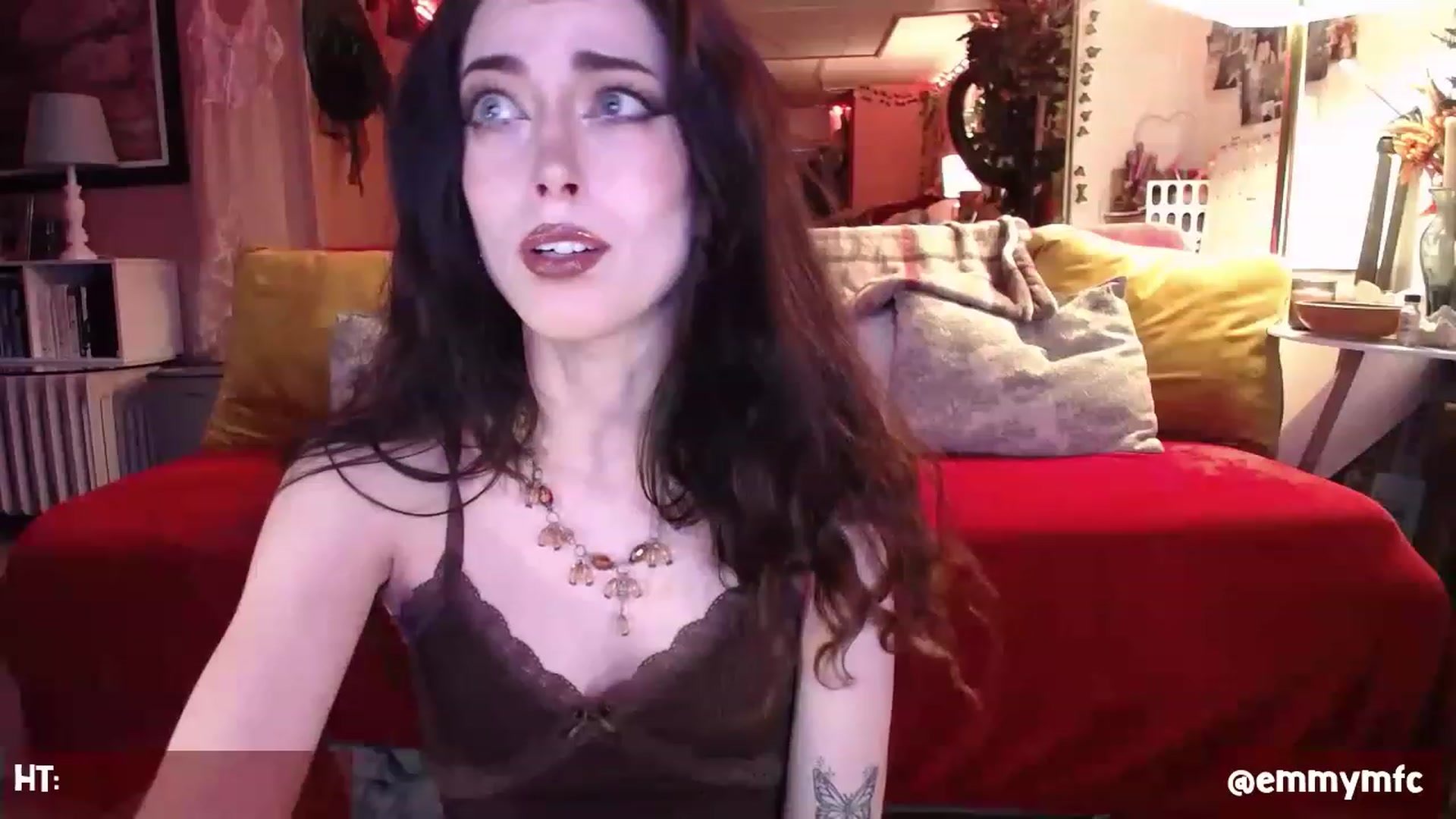 Gallery image thumbnail from Emmy_Rose's myfreecams stream on, 01/27/2023, 04:07 image 4 of 20