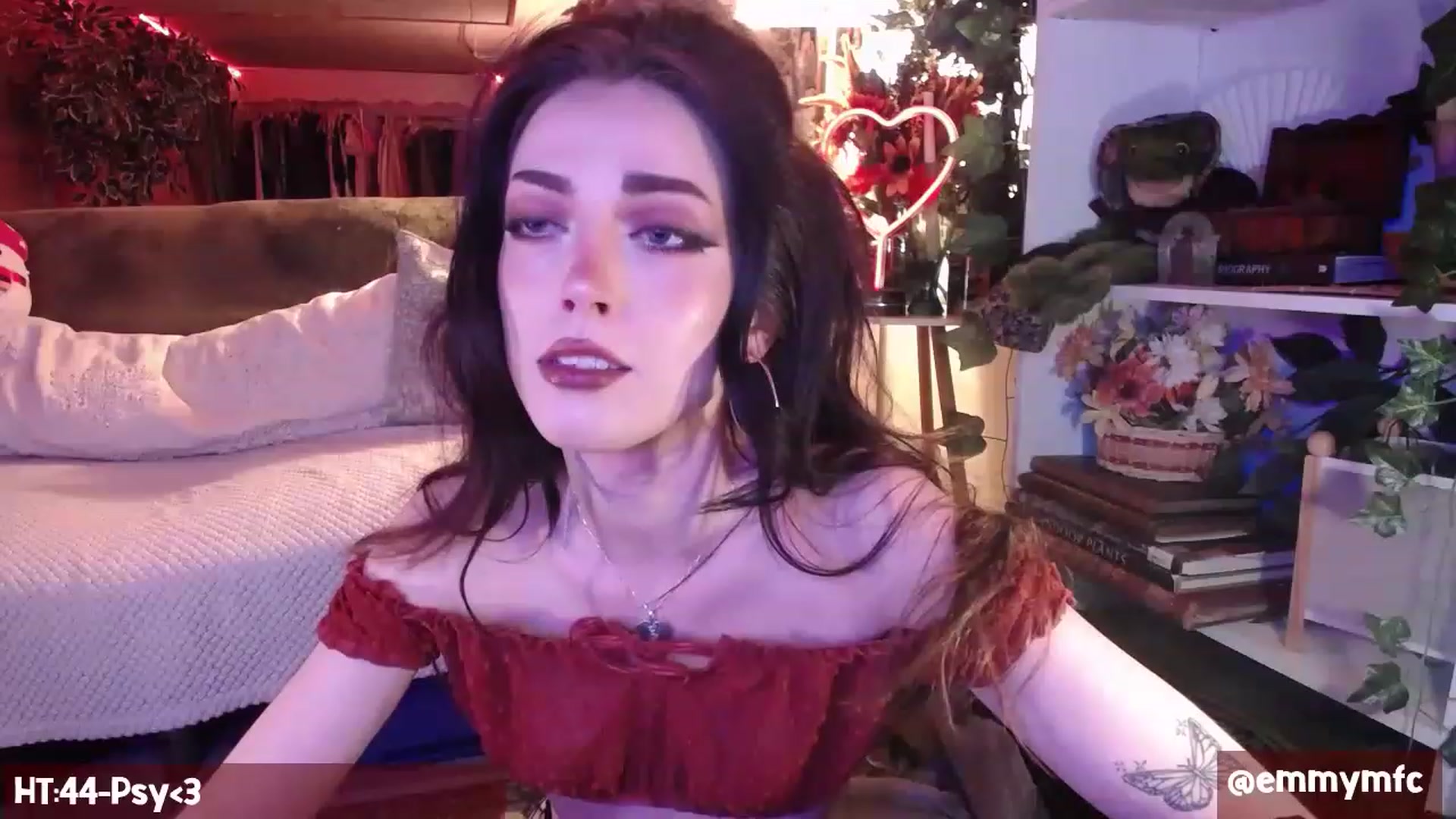 Gallery image thumbnail from Emmy_Rose's myfreecams stream on, 03/01/2023, 02:47 image 11 of 20