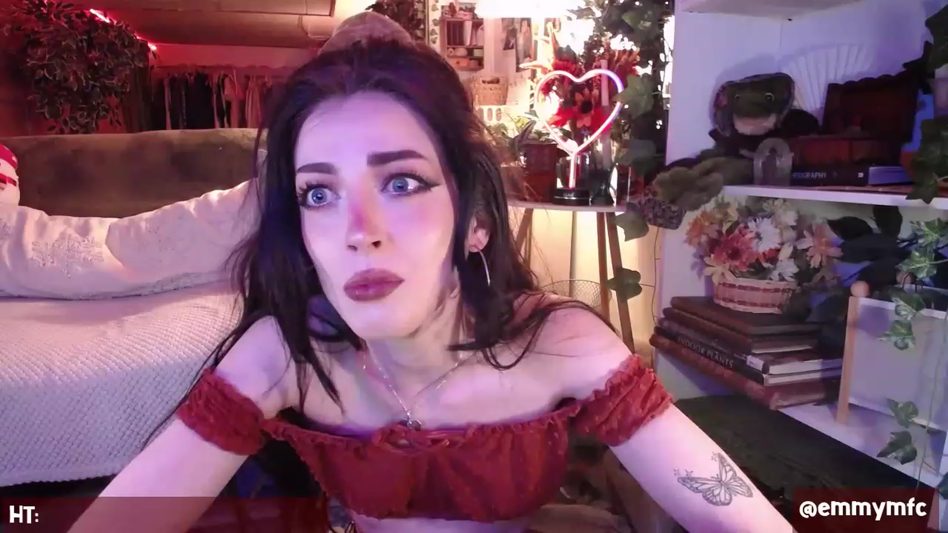 Gallery image thumbnail from Emmy_Rose's myfreecams stream on, 03/01/2023, 02:47 image 8 of 20