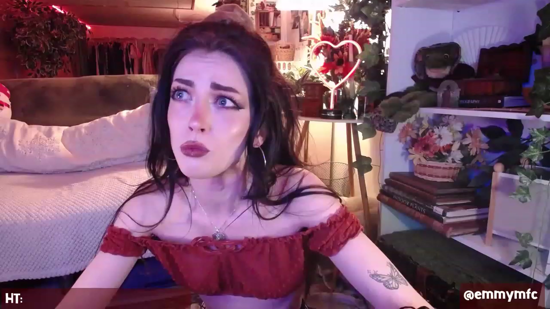 Gallery image thumbnail from Emmy_Rose's myfreecams stream on, 03/01/2023, 02:47 image 9 of 20