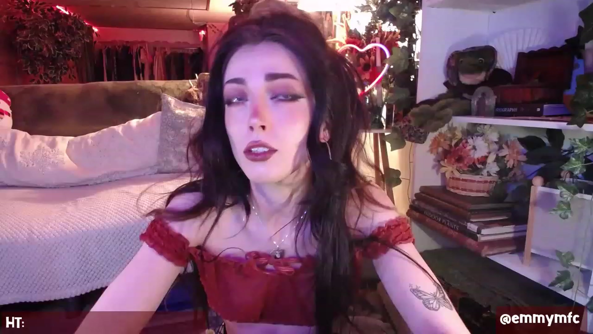 Gallery image thumbnail from Emmy_Rose's myfreecams stream on, 03/01/2023, 02:47 image 10 of 20