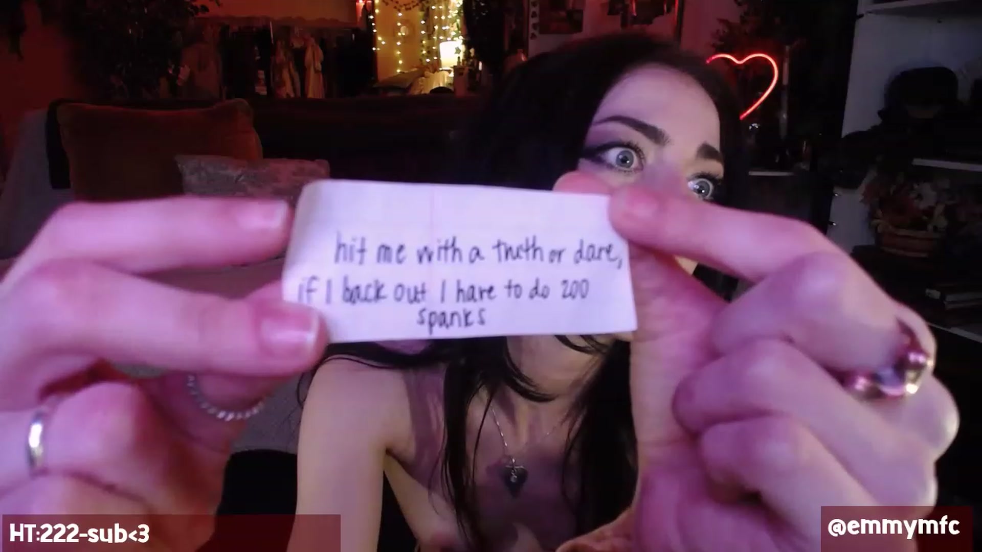 Gallery image thumbnail from Emmy_Rose's myfreecams stream on, 05/01/2023, 03:11 image 14 of 20