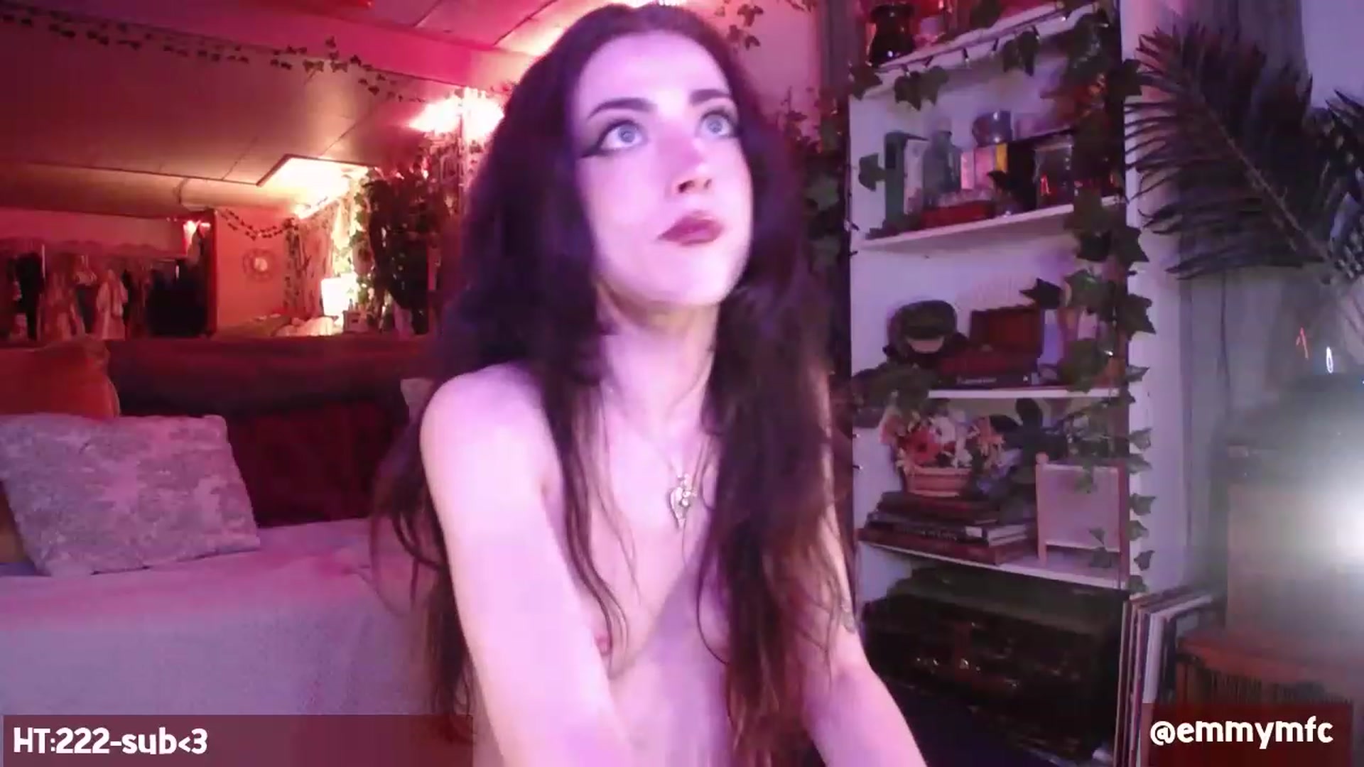 Gallery image thumbnail from Emmy_Rose's myfreecams stream on, 05/01/2023, 03:11 image 19 of 20