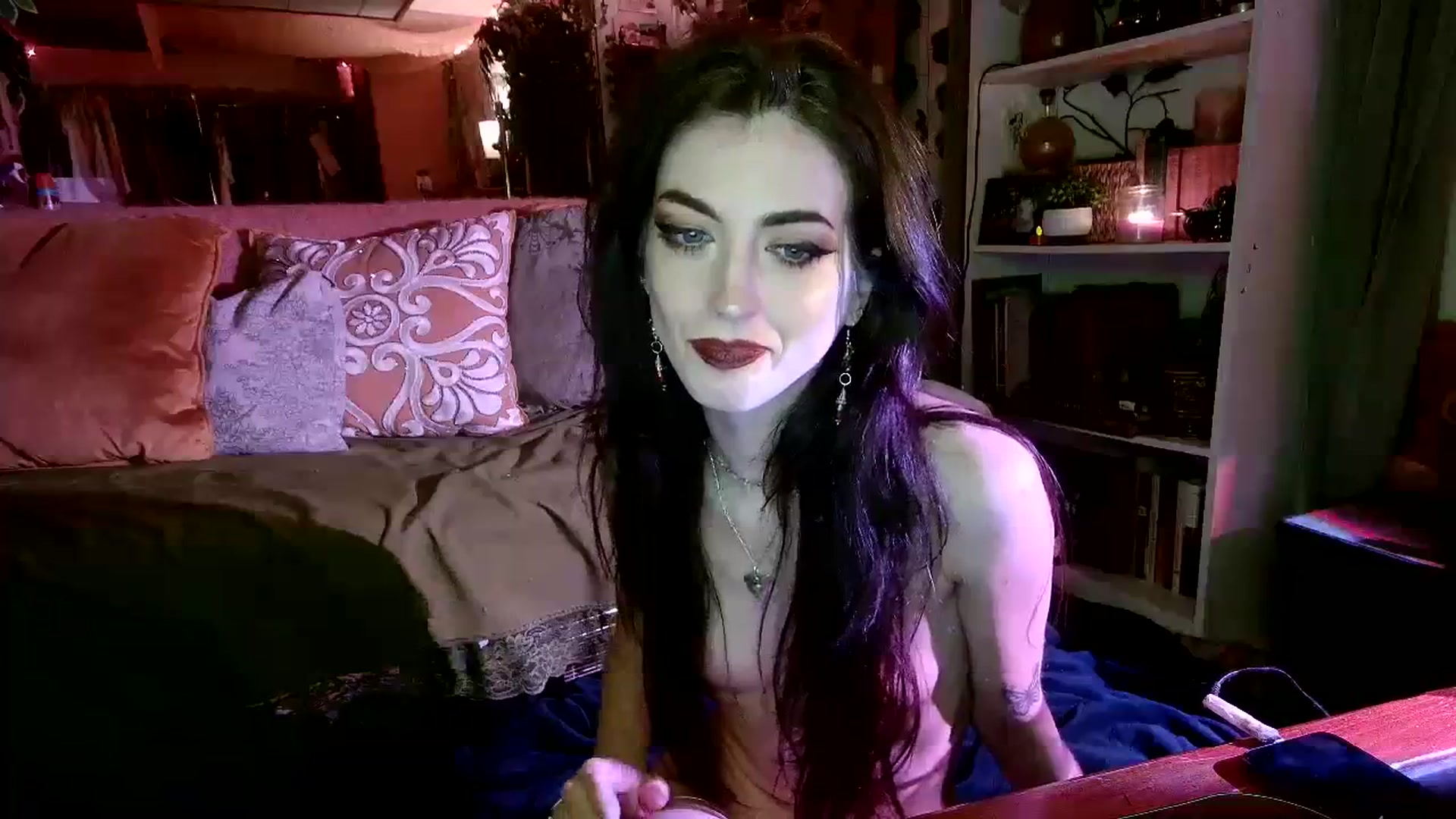 Gallery image thumbnail from Emmy_Rose's myfreecams stream on, 03/15/2024, 04:21 image 16 of 20