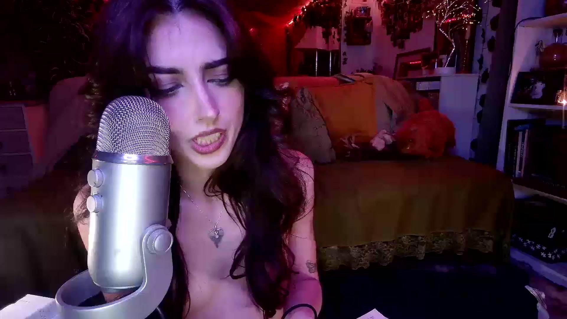 Gallery image thumbnail from Emmy_Rose's myfreecams stream on, 06/11/2024, 06:22 image 19 of 20