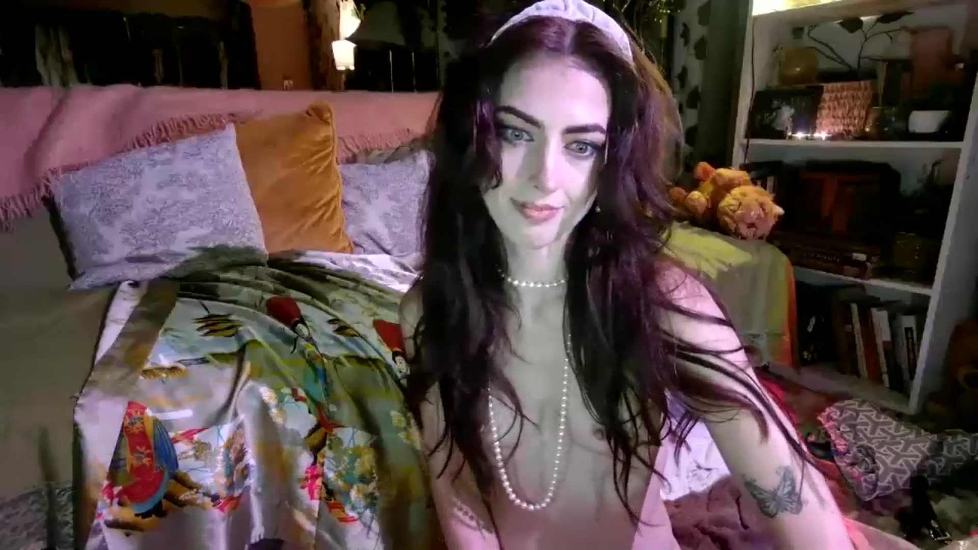 Gallery image thumbnail from Emmy_Rose's myfreecams stream on, 07/09/2024, 04:55 image 5 of 20