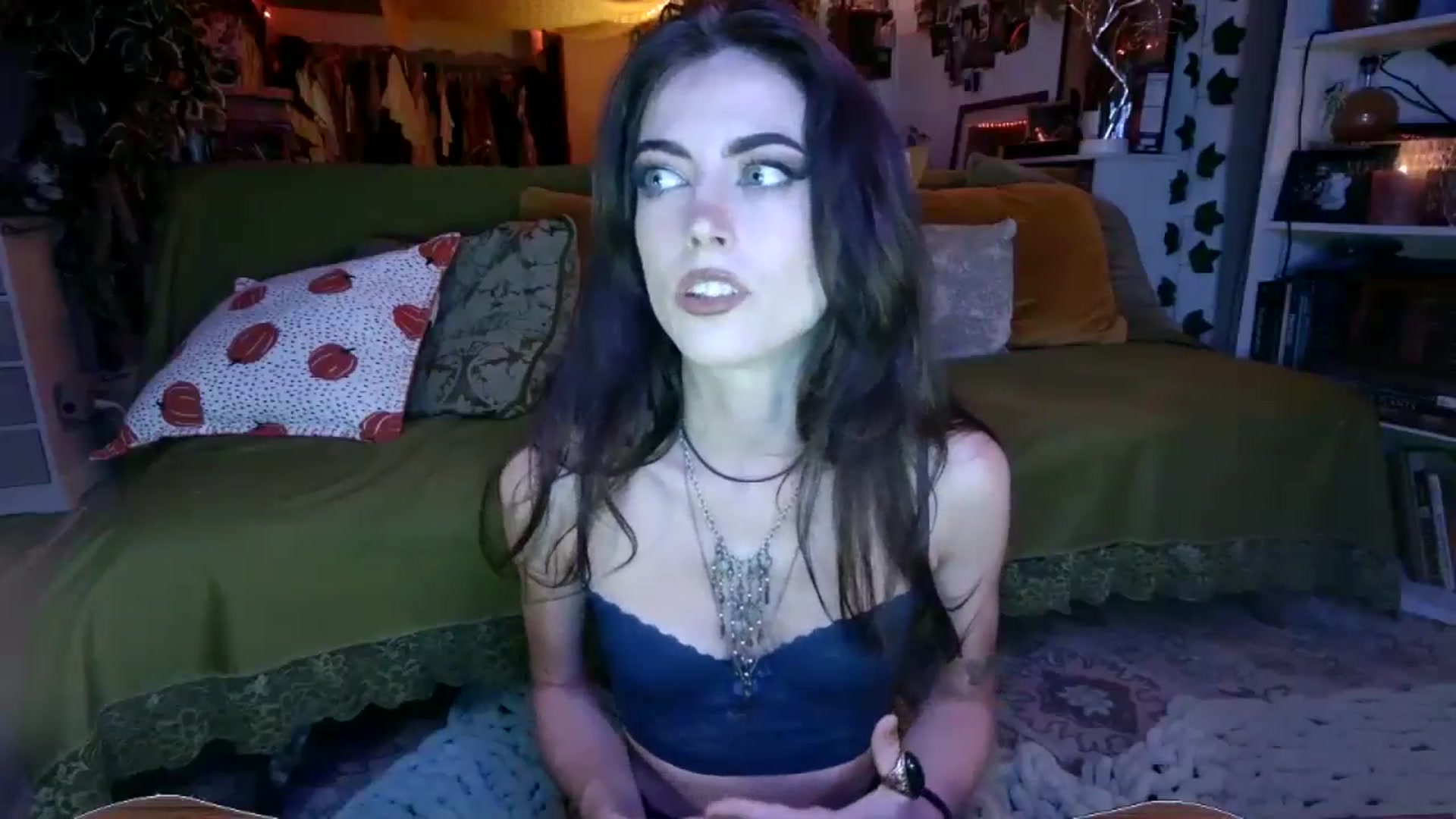 Gallery image thumbnail from Emmy_Rose's myfreecams stream on, 08/30/2024, 02:53 image 3 of 20