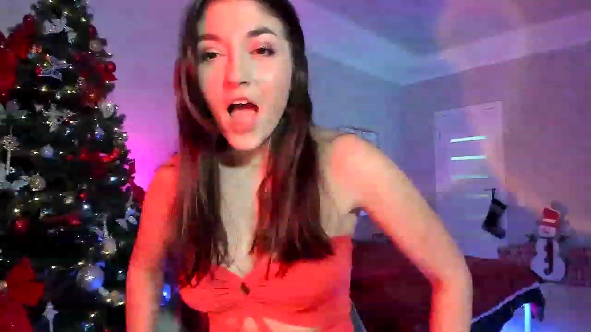 Gallery image thumbnail from Emmy___'s myfreecams stream on, 12/02/2022, 12:25 image 14 of 20