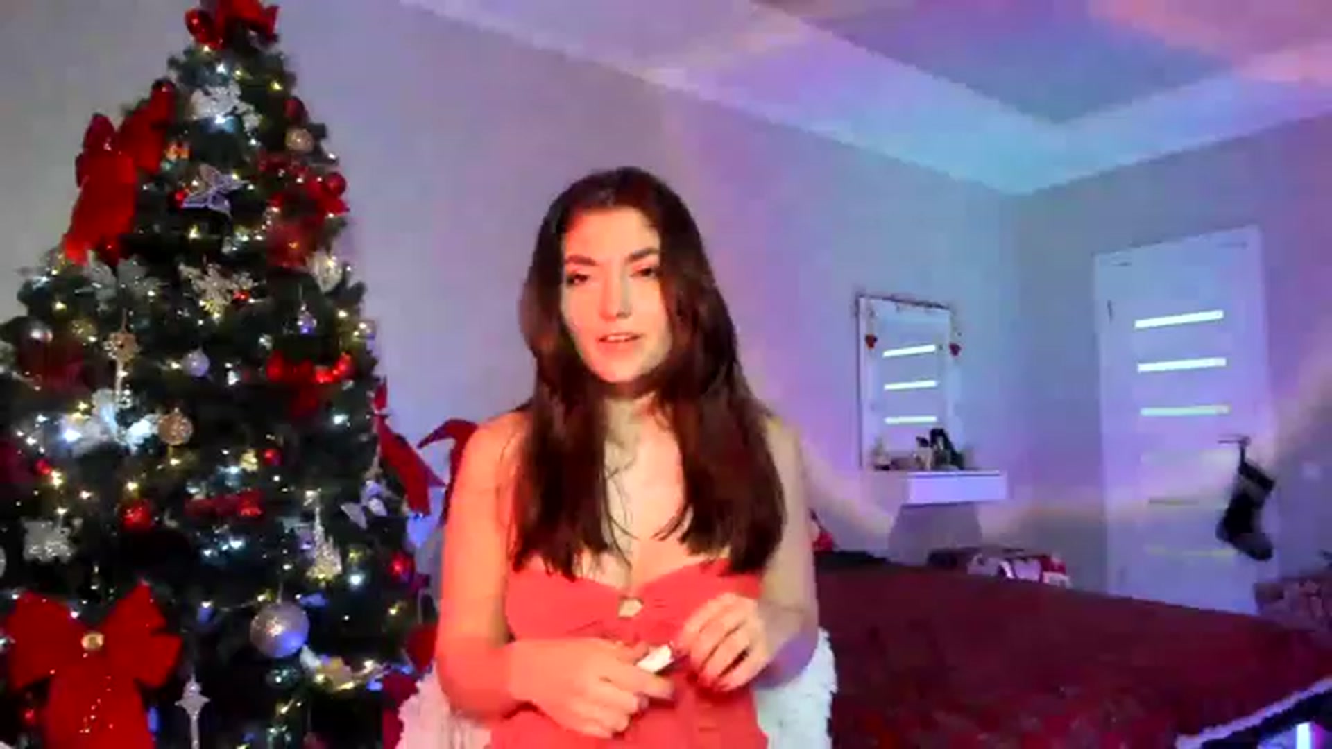 Gallery image thumbnail from Emmy___'s myfreecams stream on, 12/02/2022, 17:56 image 12 of 20