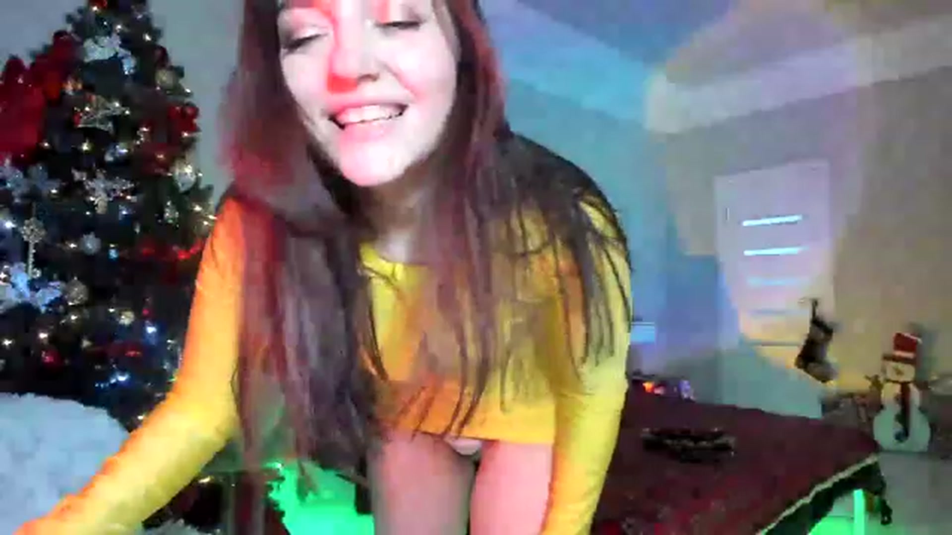 Gallery image thumbnail from Emmy___'s myfreecams stream on, 12/03/2022, 10:07 image 9 of 20