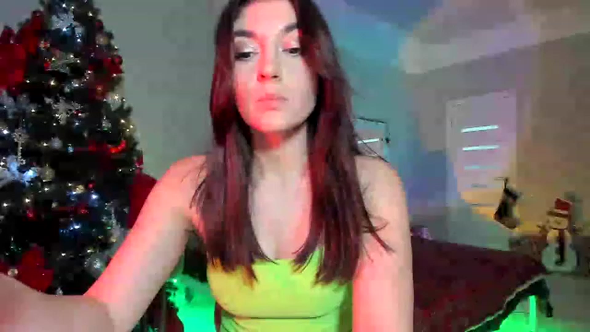 Gallery image thumbnail from Emmy___'s myfreecams stream on, 12/03/2022, 11:42 image 18 of 20