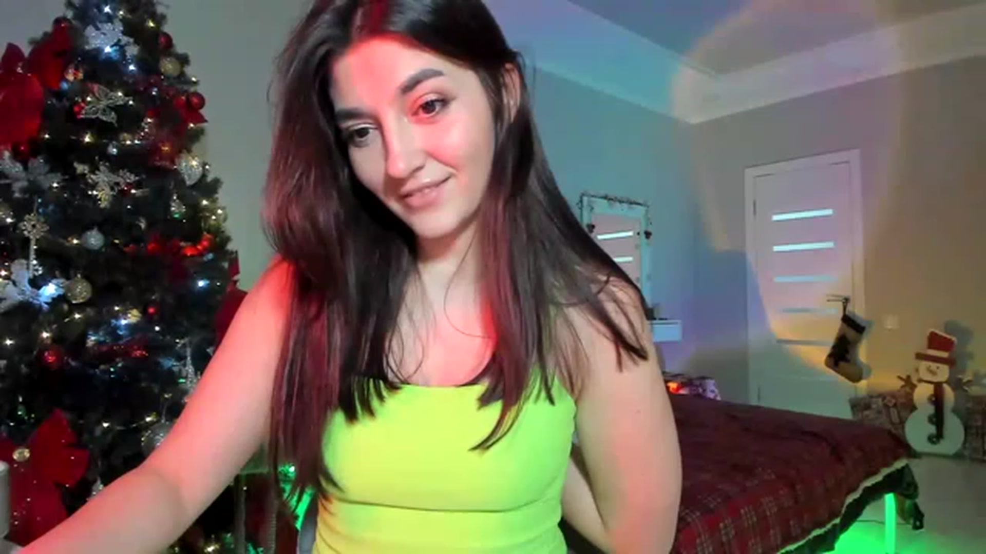 Gallery image thumbnail from Emmy___'s myfreecams stream on, 12/03/2022, 11:42 image 16 of 20