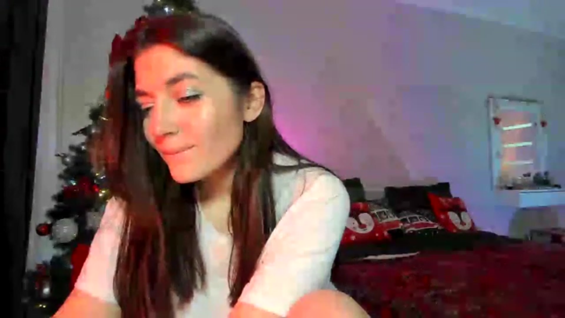 Gallery image thumbnail from Emmy___'s myfreecams stream on, 12/04/2022, 12:43 image 11 of 20