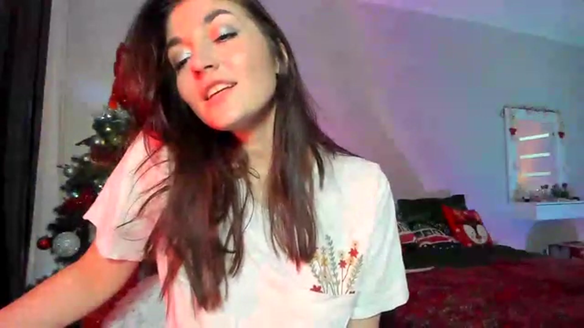 Gallery image thumbnail from Emmy___'s myfreecams stream on, 12/04/2022, 12:43 image 15 of 20
