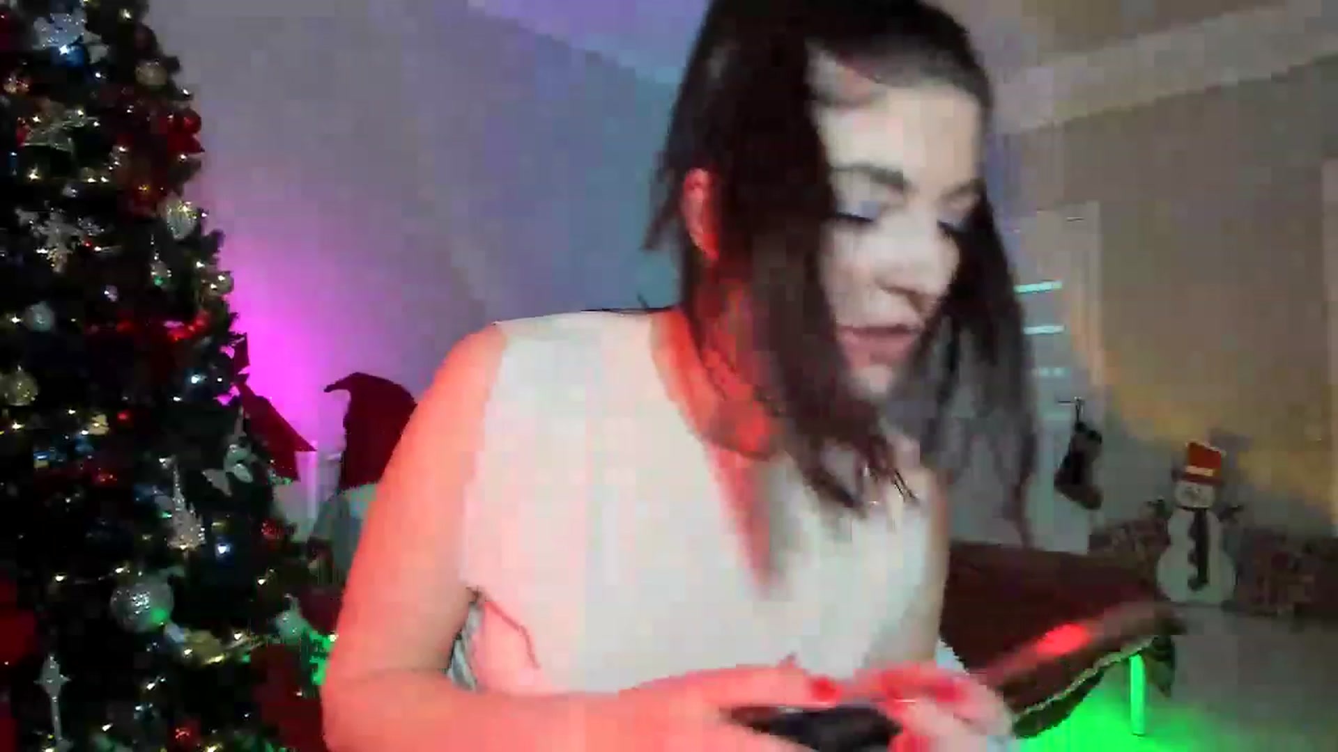 Gallery image thumbnail from Emmy___'s myfreecams stream on, 12/06/2022, 12:59 image 7 of 20
