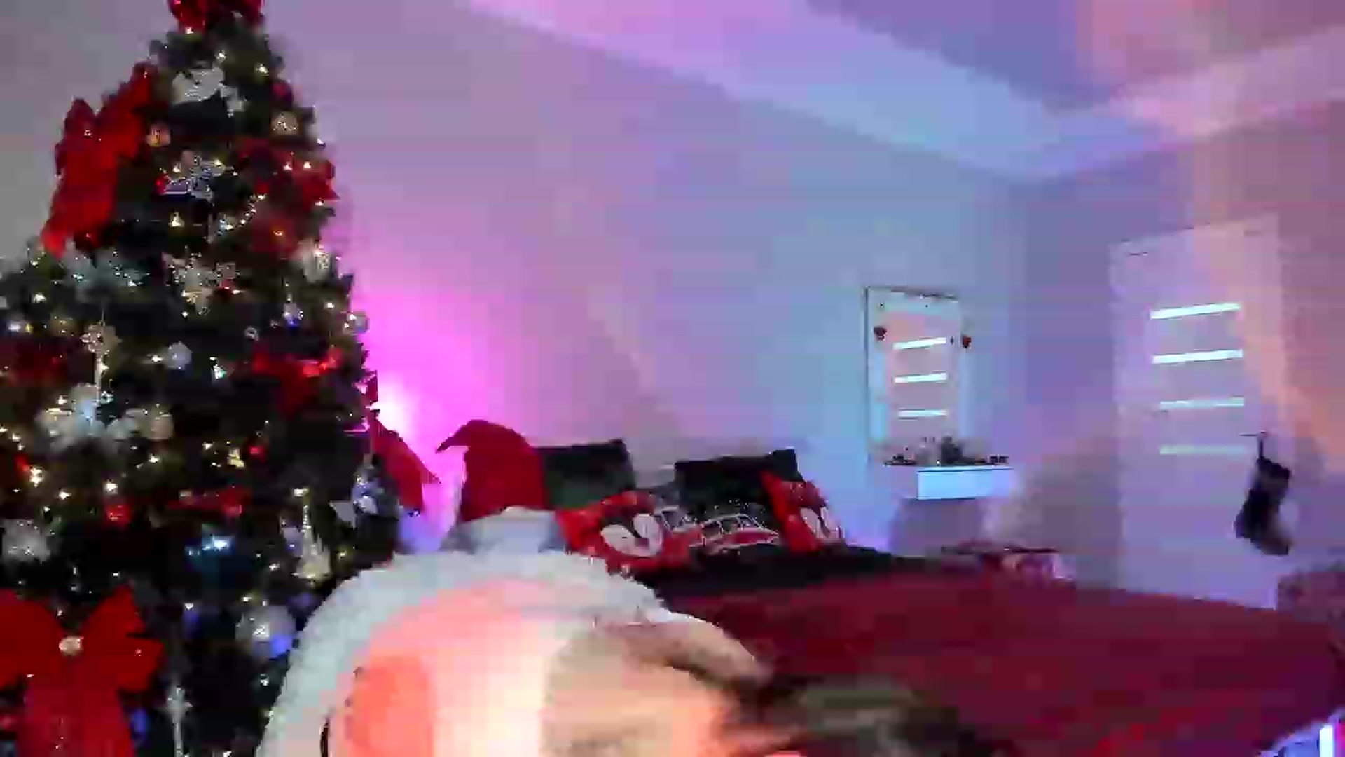 Gallery image thumbnail from Emmy___'s myfreecams stream on, 12/06/2022, 15:01 image 19 of 20
