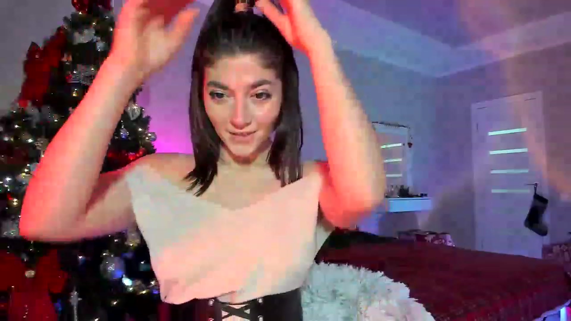 Gallery image thumbnail from Emmy___'s myfreecams stream on, 12/06/2022, 15:01 image 9 of 20