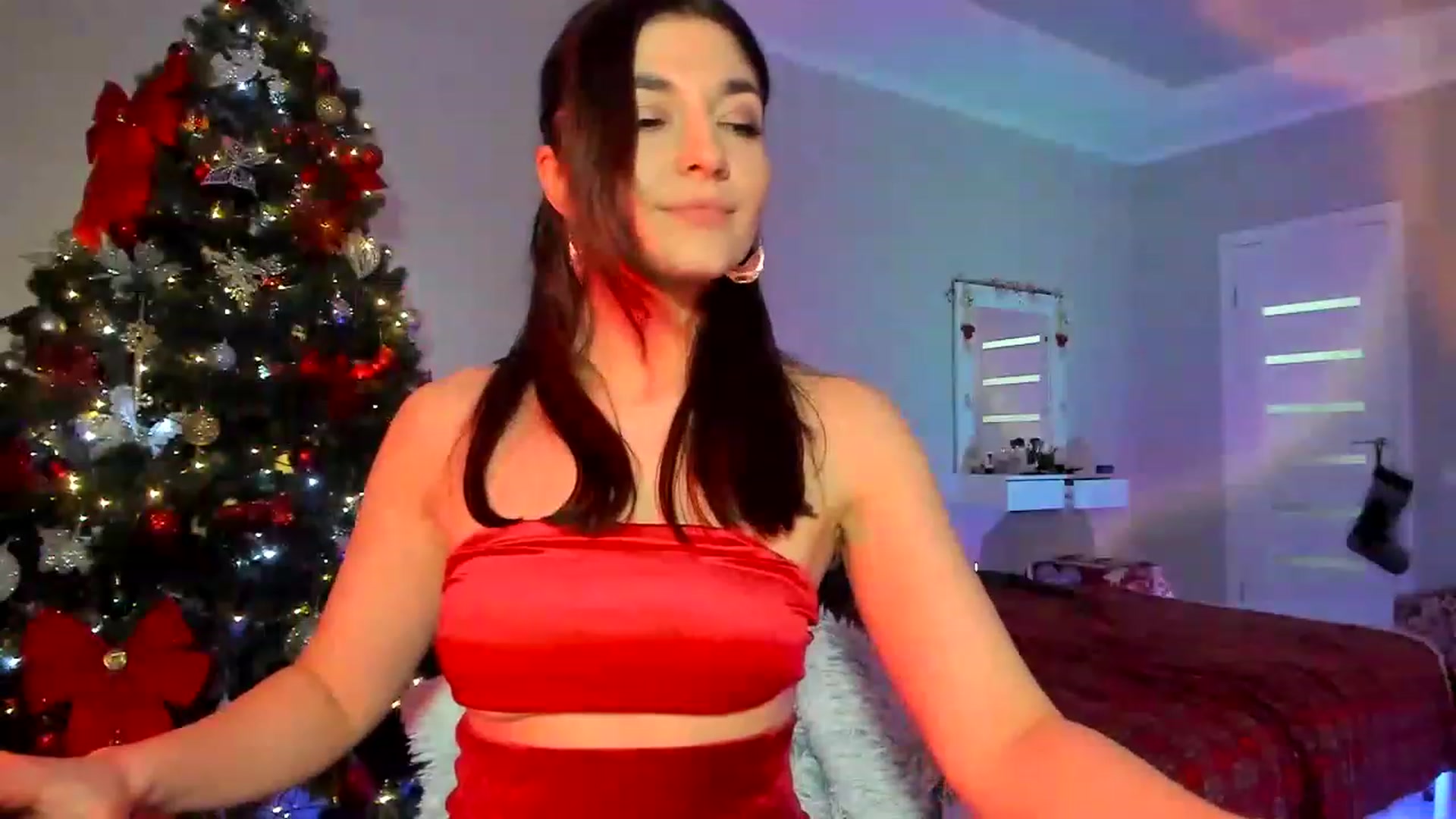 Gallery image thumbnail from Emmy___'s myfreecams stream on, 12/07/2022, 15:22 image 6 of 20